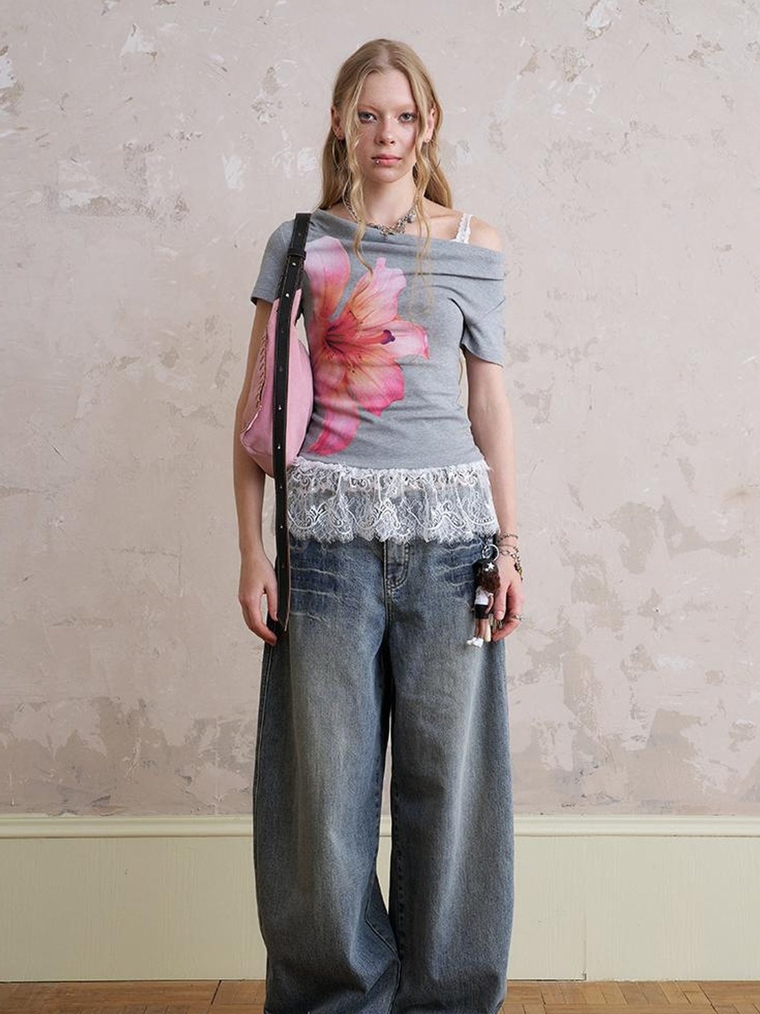 DIDDI MODA Floral Drape Neck Tee