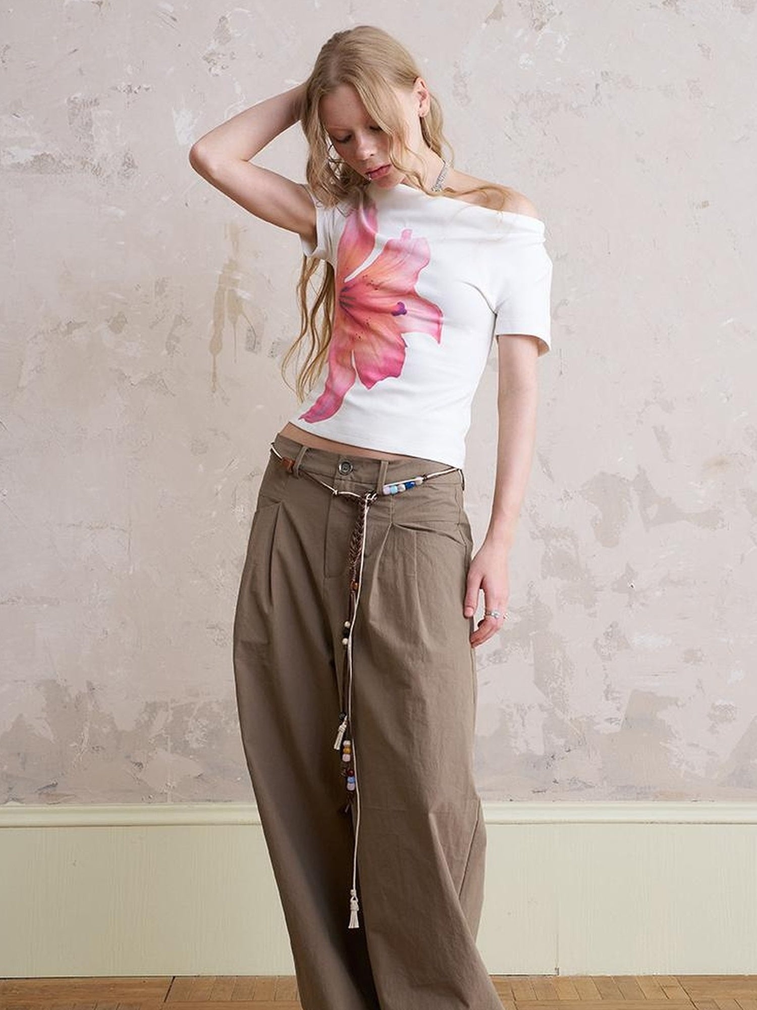 DIDDI MODA Floral Drape Neck Tee