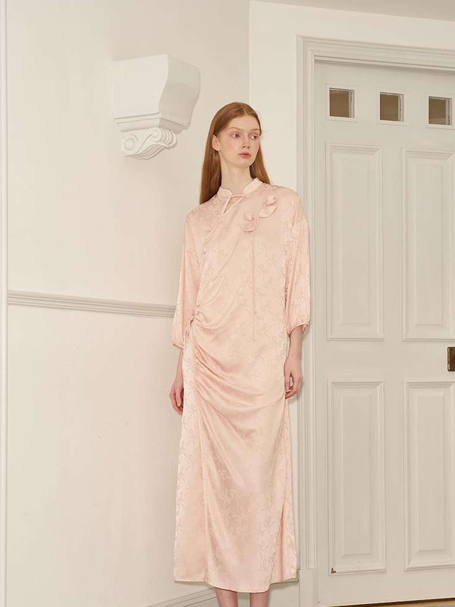 DIDDI MODA Floral Embroidered Asymmetric Qipao Dress With Side Slit