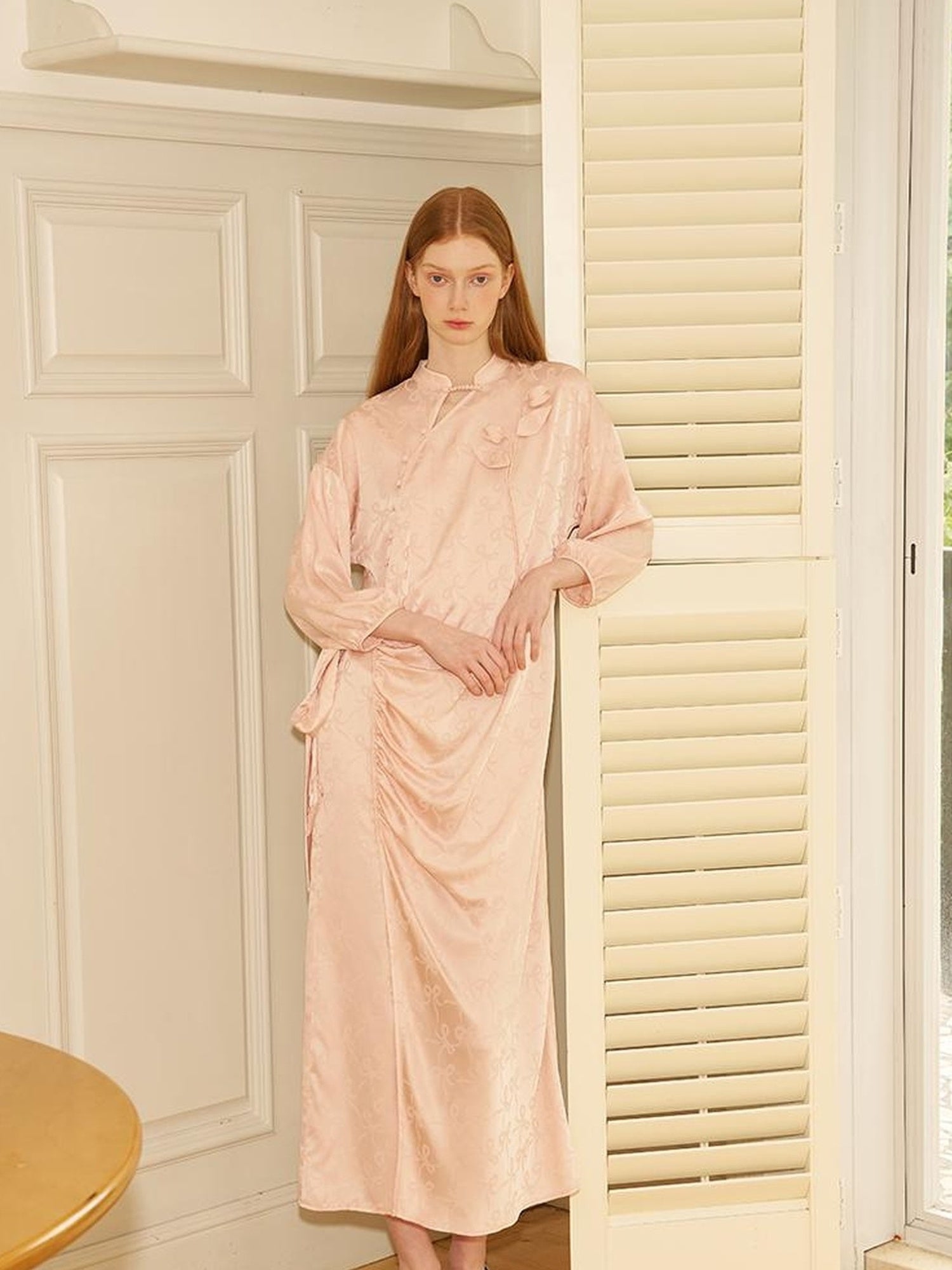 DIDDI MODA Floral Embroidered Asymmetric Qipao Dress With Side Slit