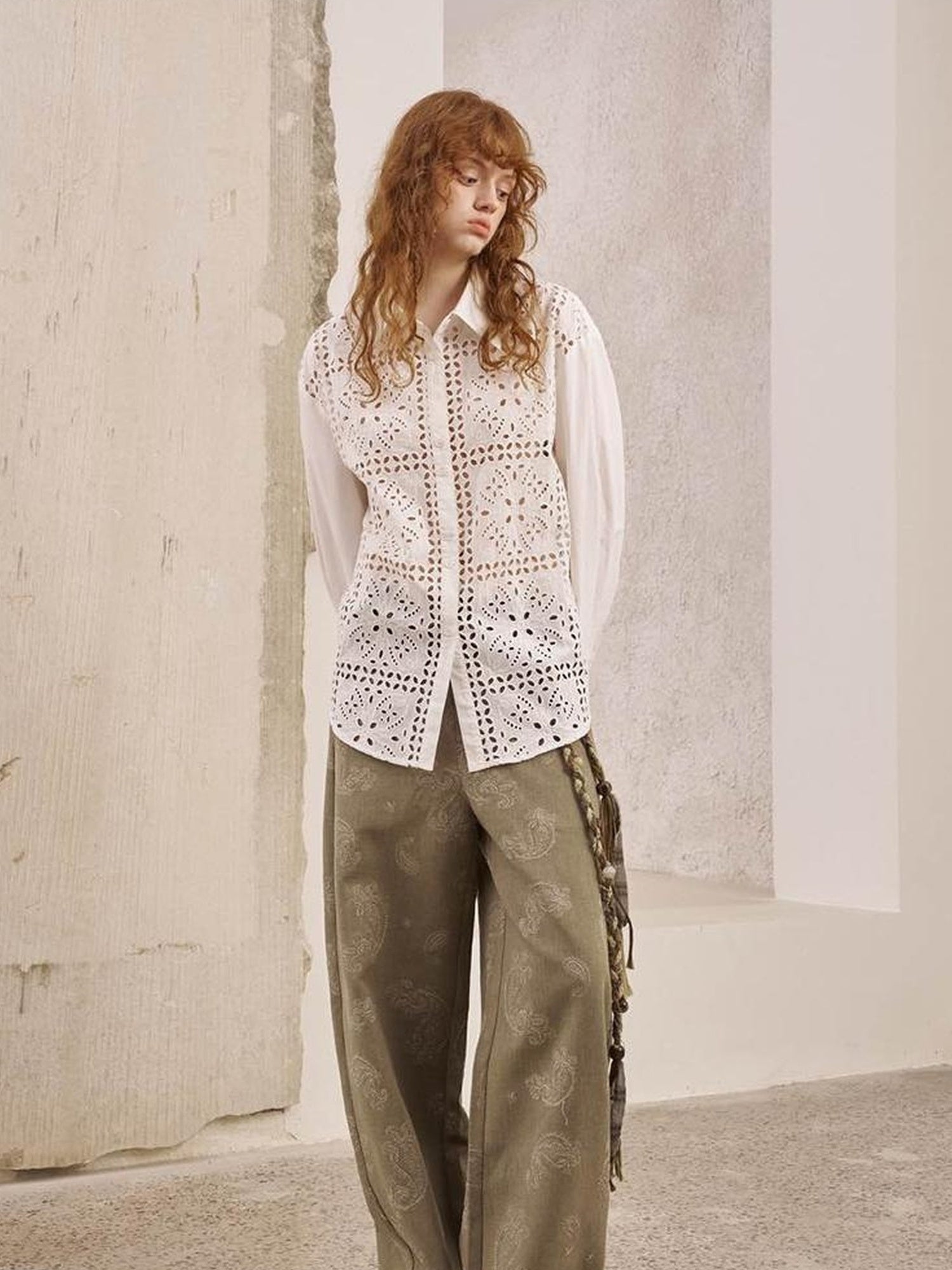 DIDDI MODA Floral Lace Trim White Blouse