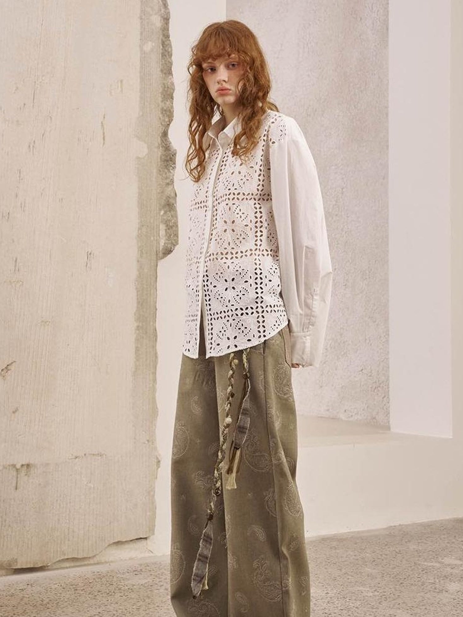 DIDDI MODA Floral Lace Trim White Blouse