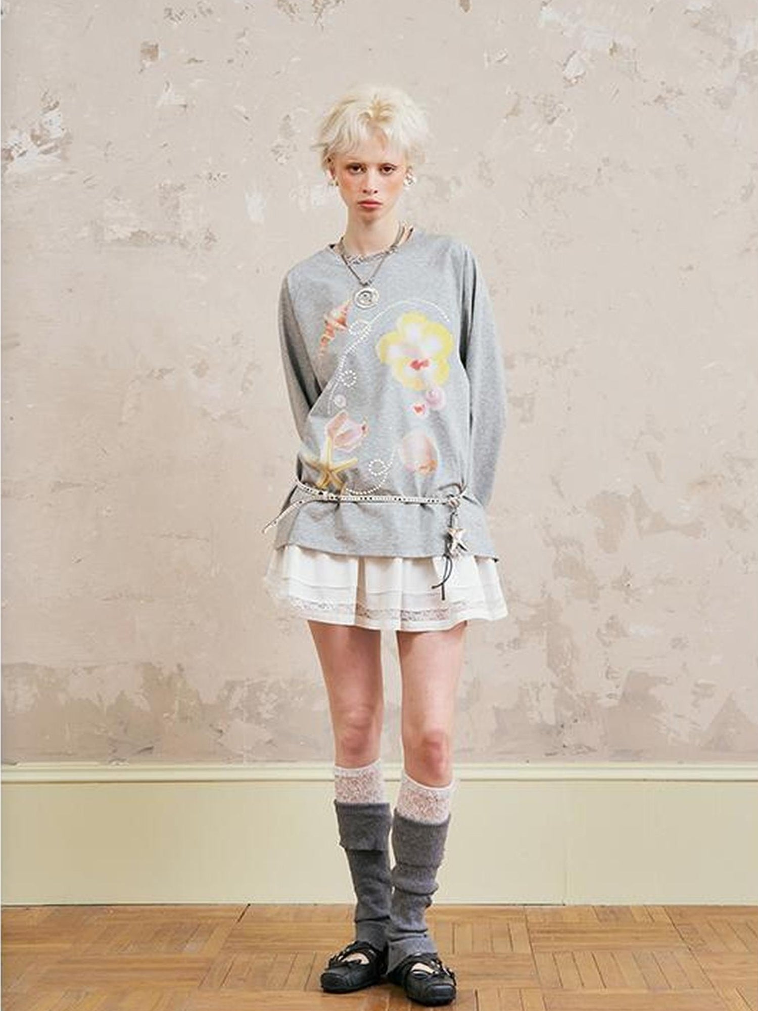DIDDI MODA Floral Shell Pearl Print Long Sleeve Tee