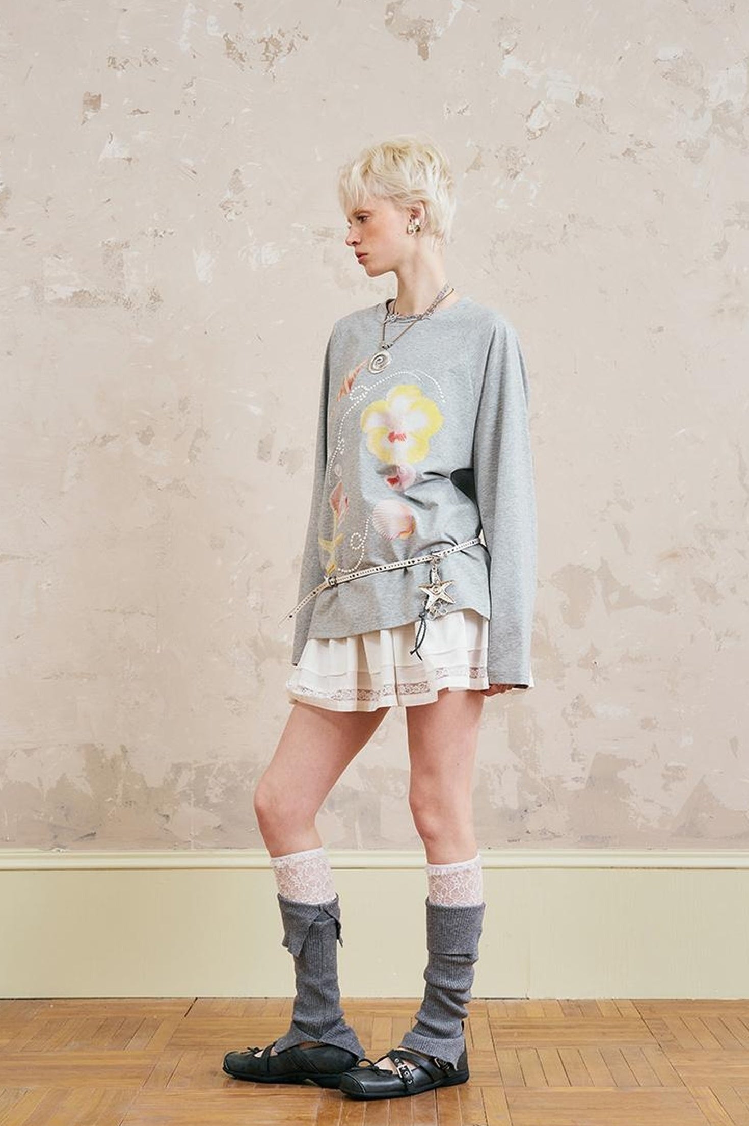 DIDDI MODA Floral Shell Print Loose Fit Long Sleeve Tee