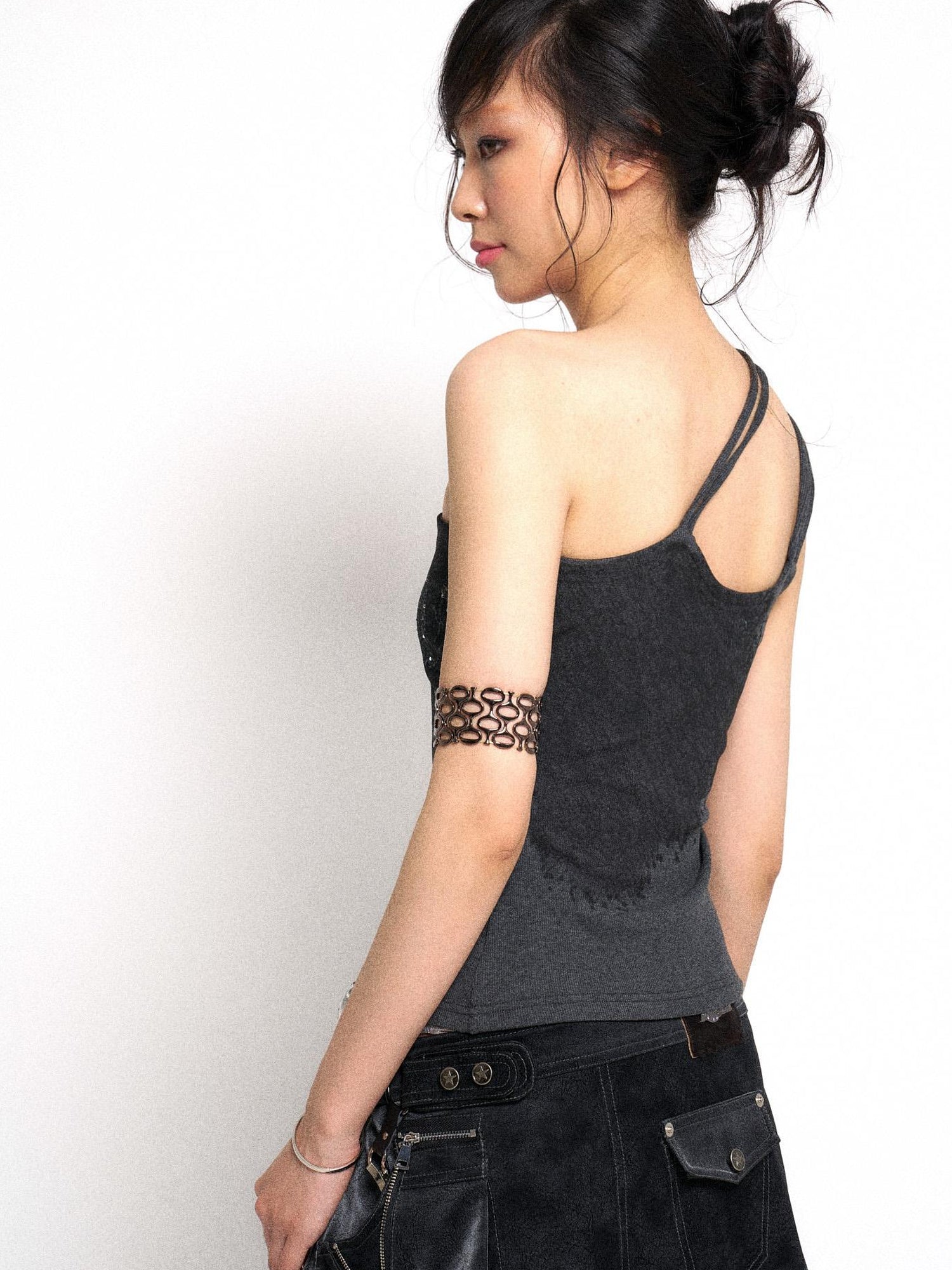 Flowers birds Market Asymmetrical Shoulder Slit Knit Top With Diamond Print