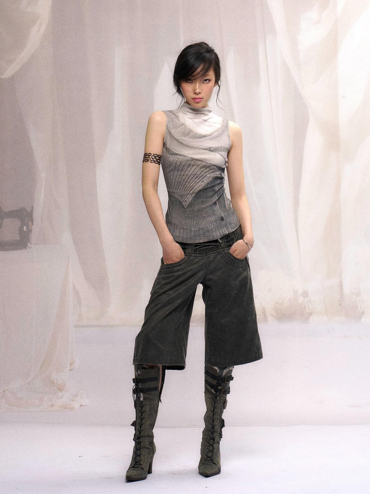 Flowers birds Market High Neck Knitted Sweater Elongated Fit Custom Logo Grey