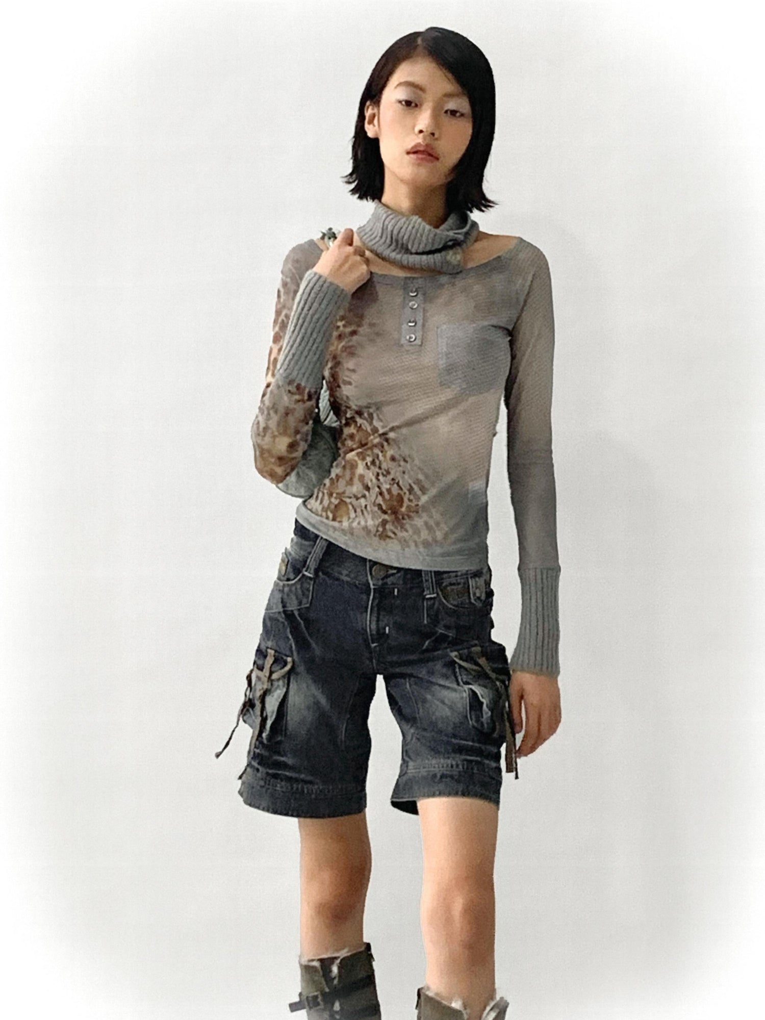 Flowers birds Market Low Rise Washed Denim Cargo Shorts