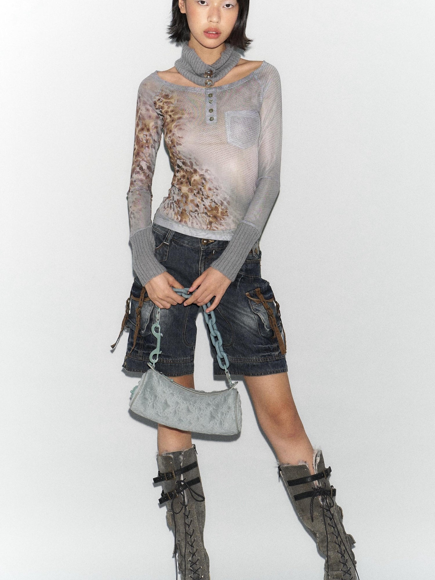 Flowers birds Market Low Rise Washed Denim Cargo Shorts