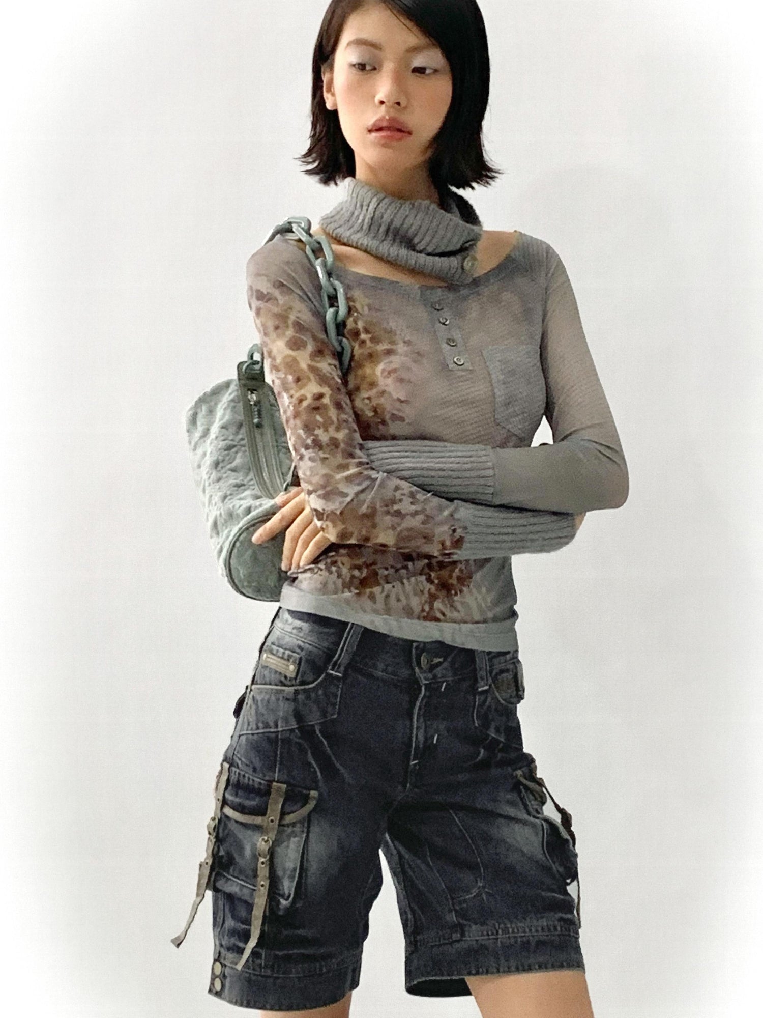 Flowers birds Market Low Rise Washed Denim Cargo Shorts