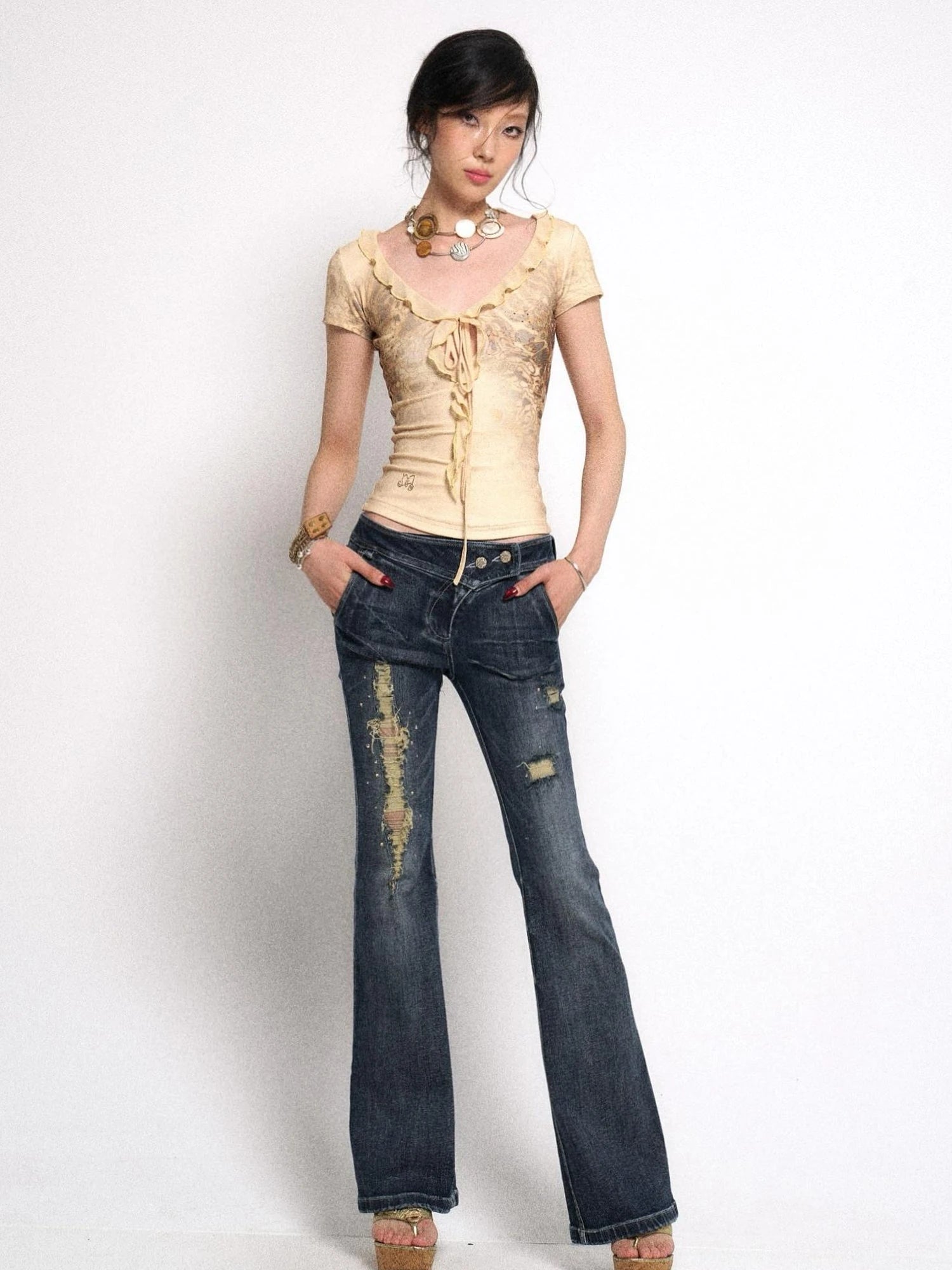 V-Neck Ribbed Tee With Leopard Print And Lace-Up Detail