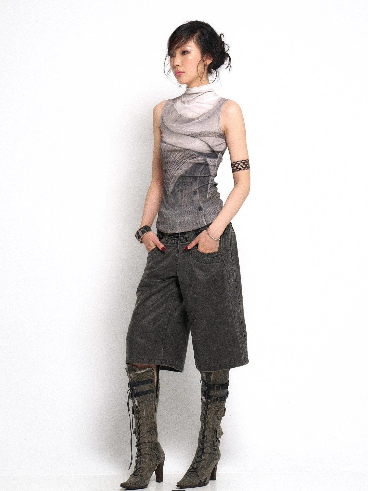 Vintage Embroidered Drawstring Wide Leg Shorts