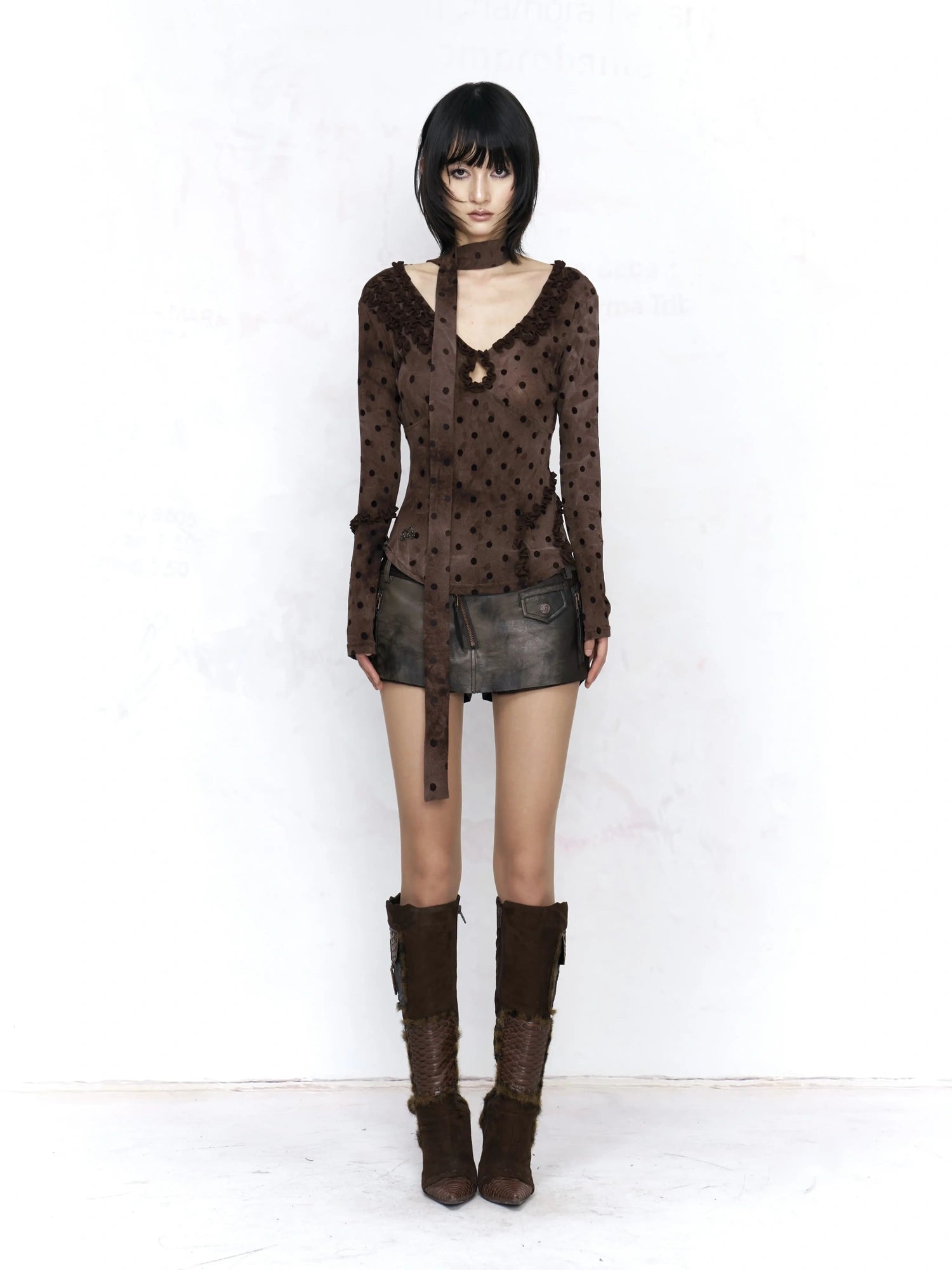 Flowers birds Market Vintage Polka Dot V Neck Tie Detail Slim Fit Long Sleeve Women Brown T-Shirt