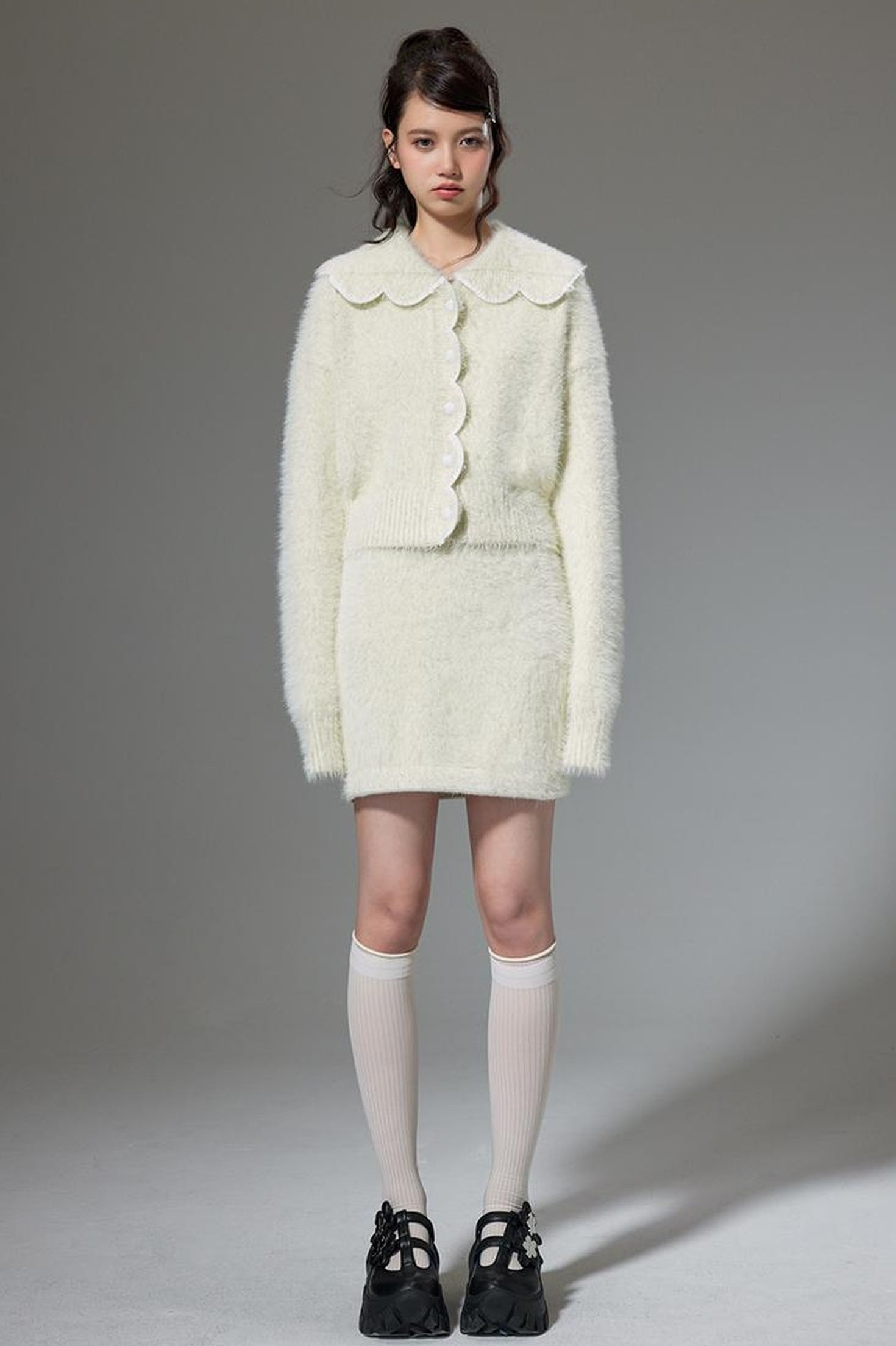 DIDDI MODA Fluffy Cozy Knit Set With Lace Trim