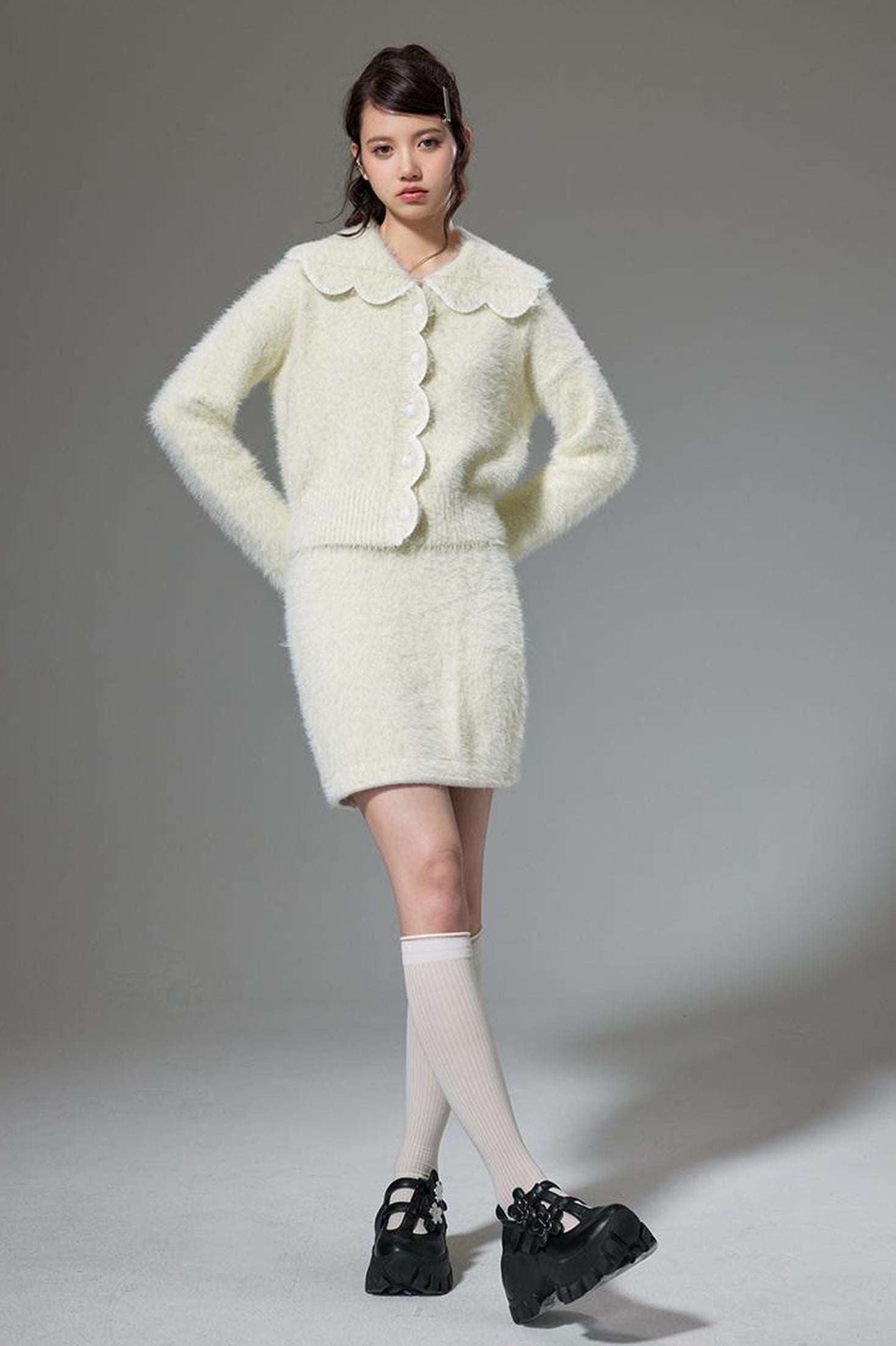 DIDDI MODA Fluffy Cozy Knit Set With Lace Trim