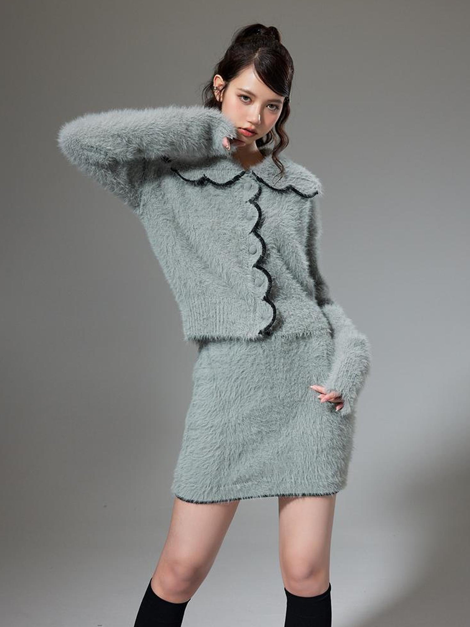 DIDDI MODA Fluffy Cozy Knit Set With Lace Trim