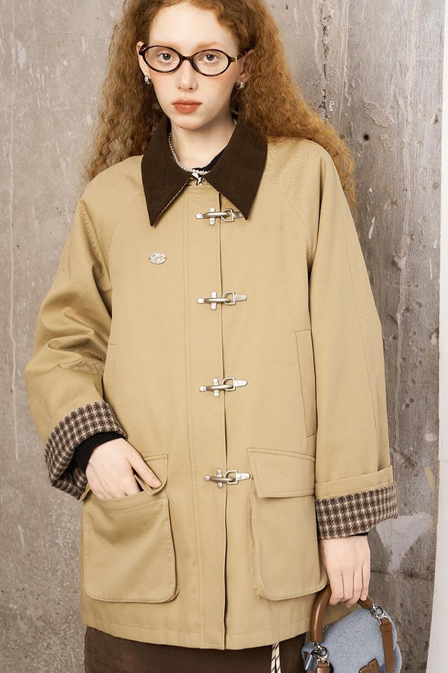 DIDDI MODA Foldable Cuff Metal Button Trench Coat With Corduroy Panels