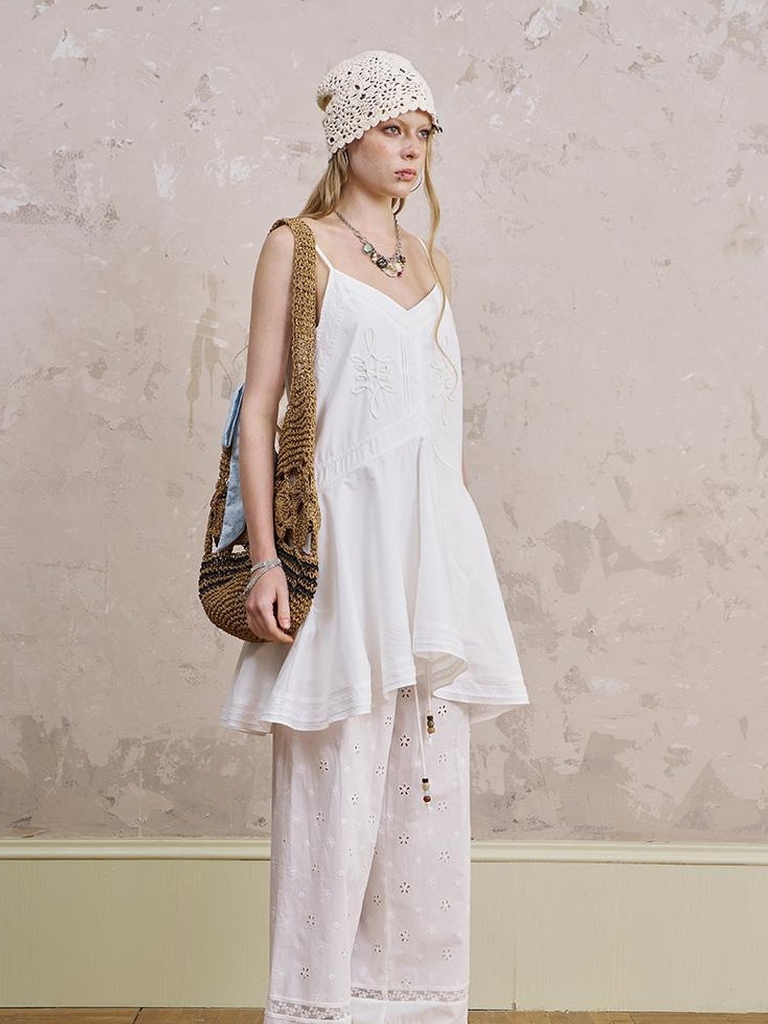 DIDDI MODA French V Neck Floral Lace Sundress With Ruffled Hem