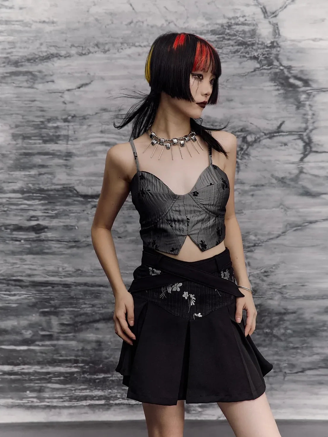 Frustration Garden Chinese Punk Sleeveless Crop Top