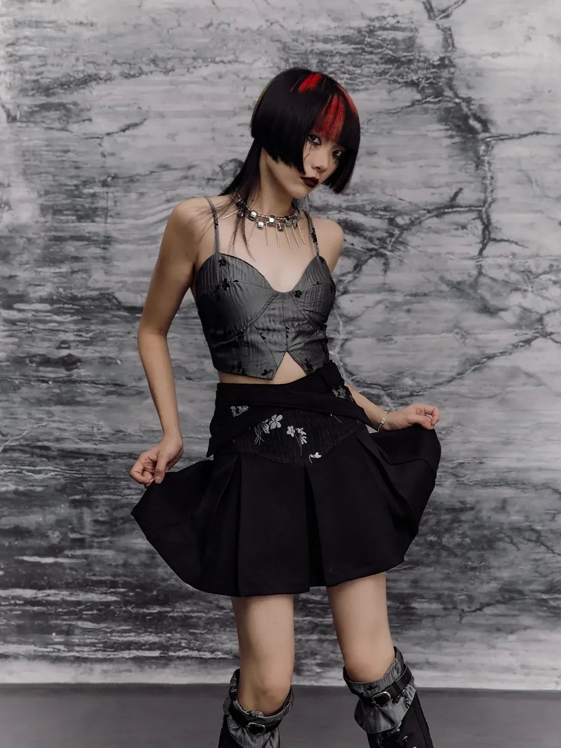 Frustration Garden Chinese Punk Sleeveless Crop Top