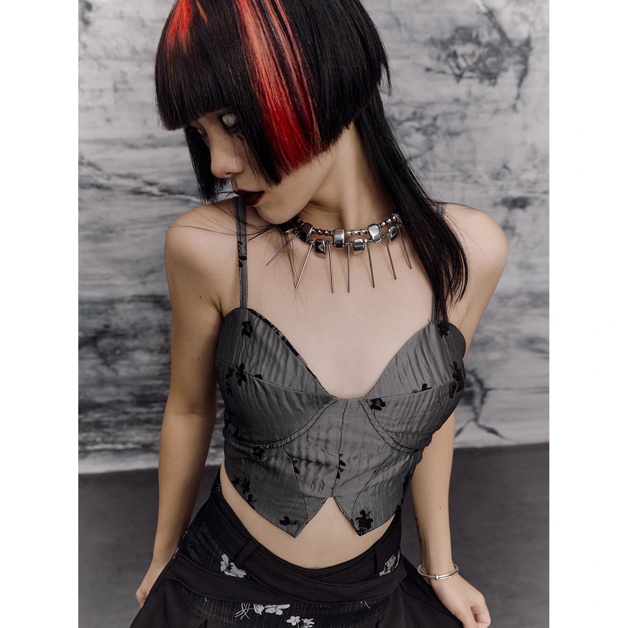 Frustration_Garden_Chinese_Punk_Sleeveless_Crop_Top_MISSTT