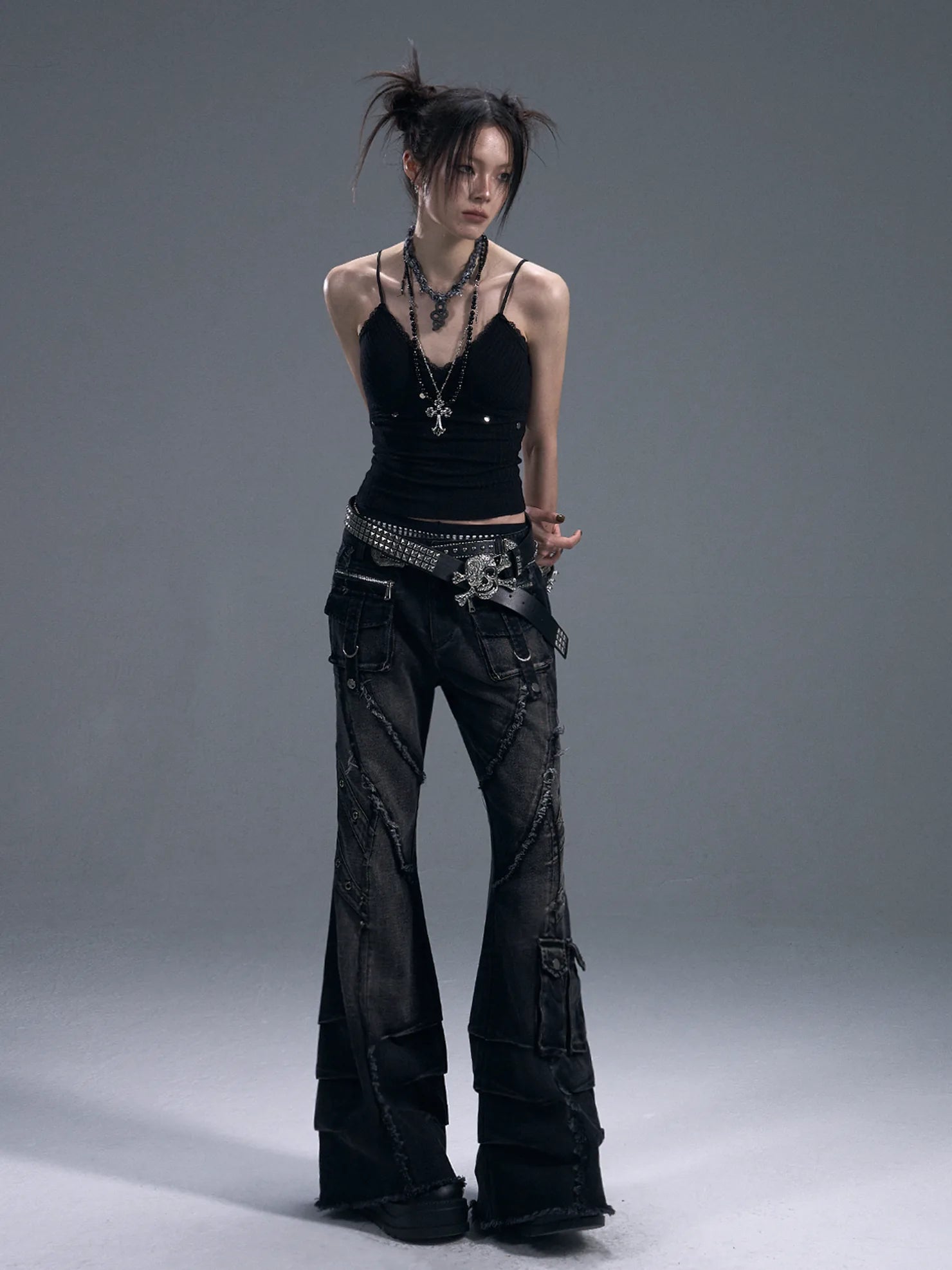 Frustration Garden Heavy Wash Destroyed Flared Jeans