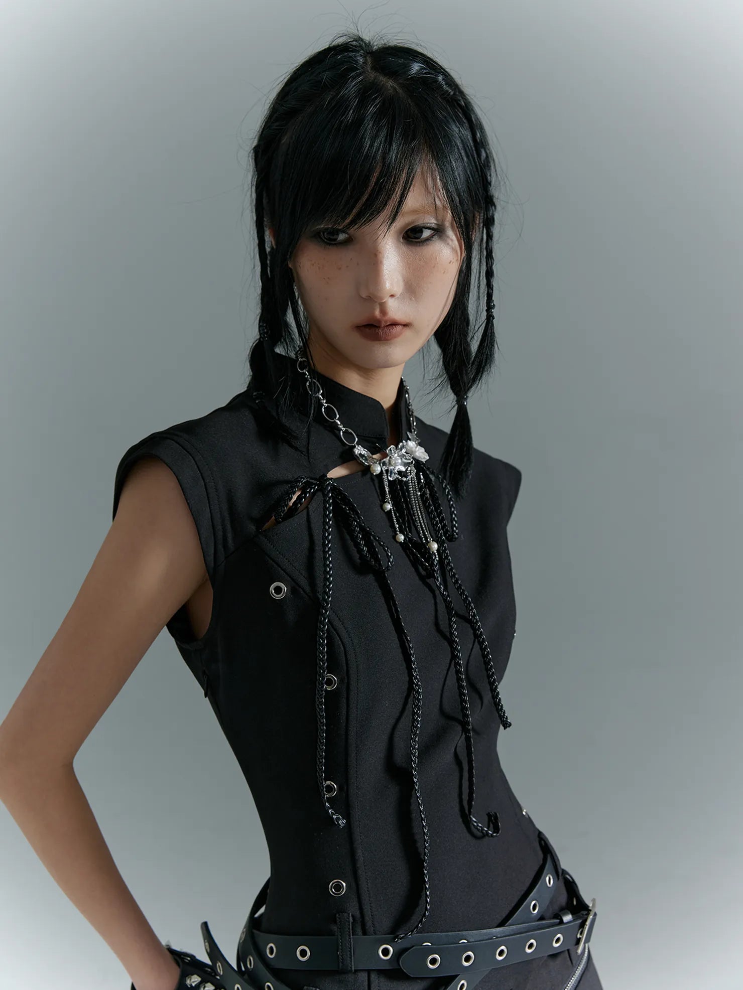 Frustration Garden Lost Backyard Choker Oriental Vintage Necklace