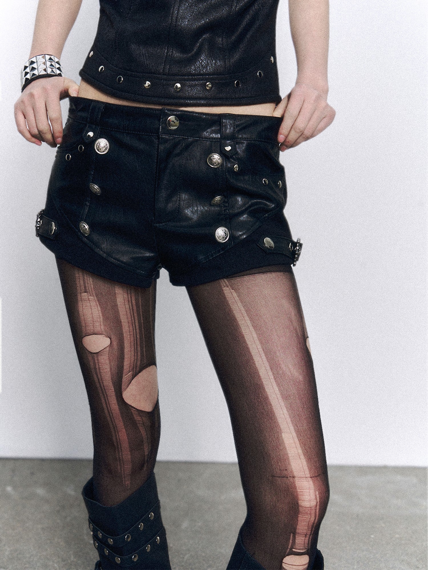 Frustration Garden Metal Button Knit Splice Punk Low Waist Slim Women&