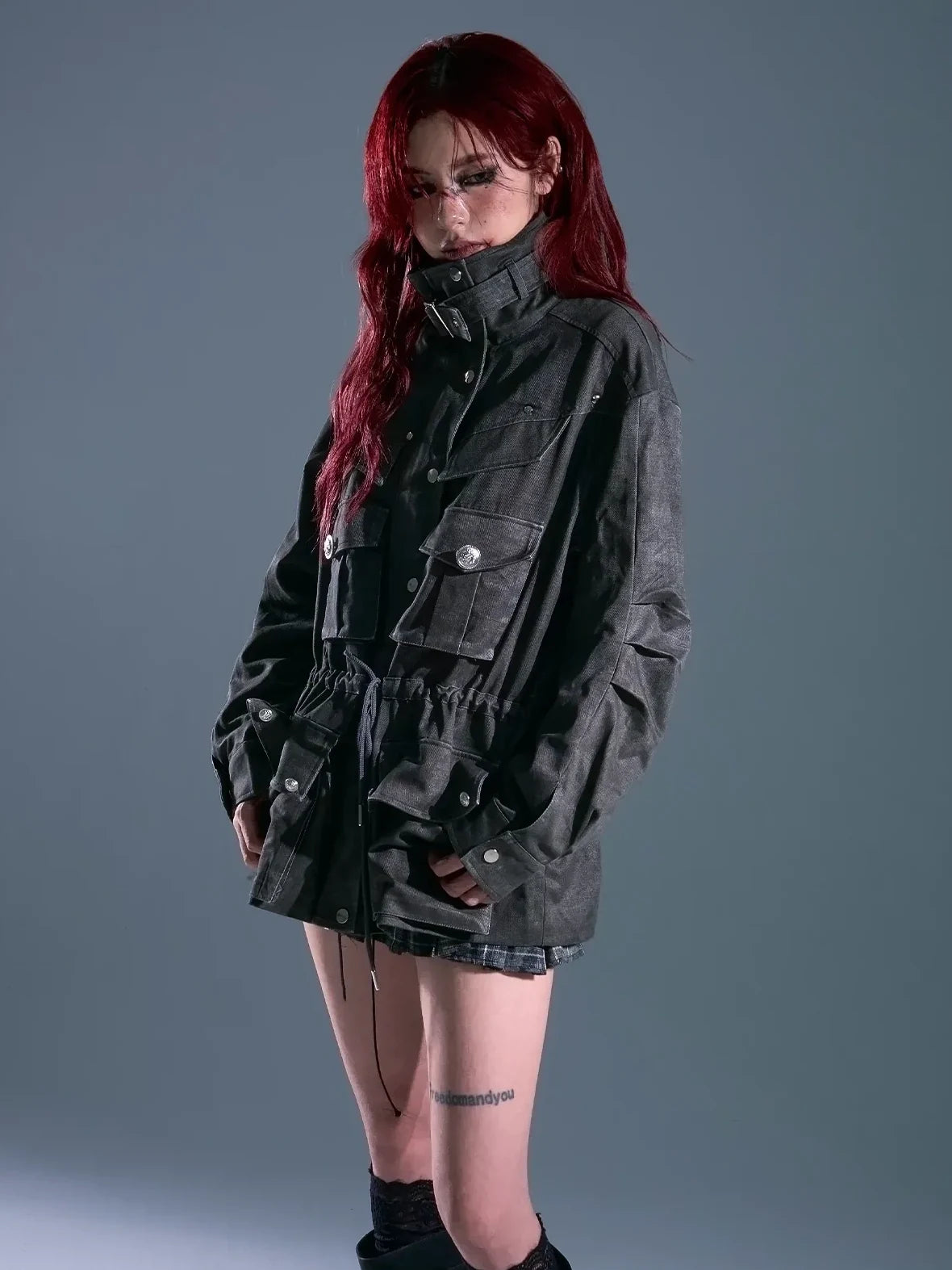 Frustration Garden Rust Colored Retro Work Jacket
V-neck
Long Sleeve
T-shirt
Ribbed Hem And Cuffs
Button Up Front
Chest Pocket
Relaxed Fit