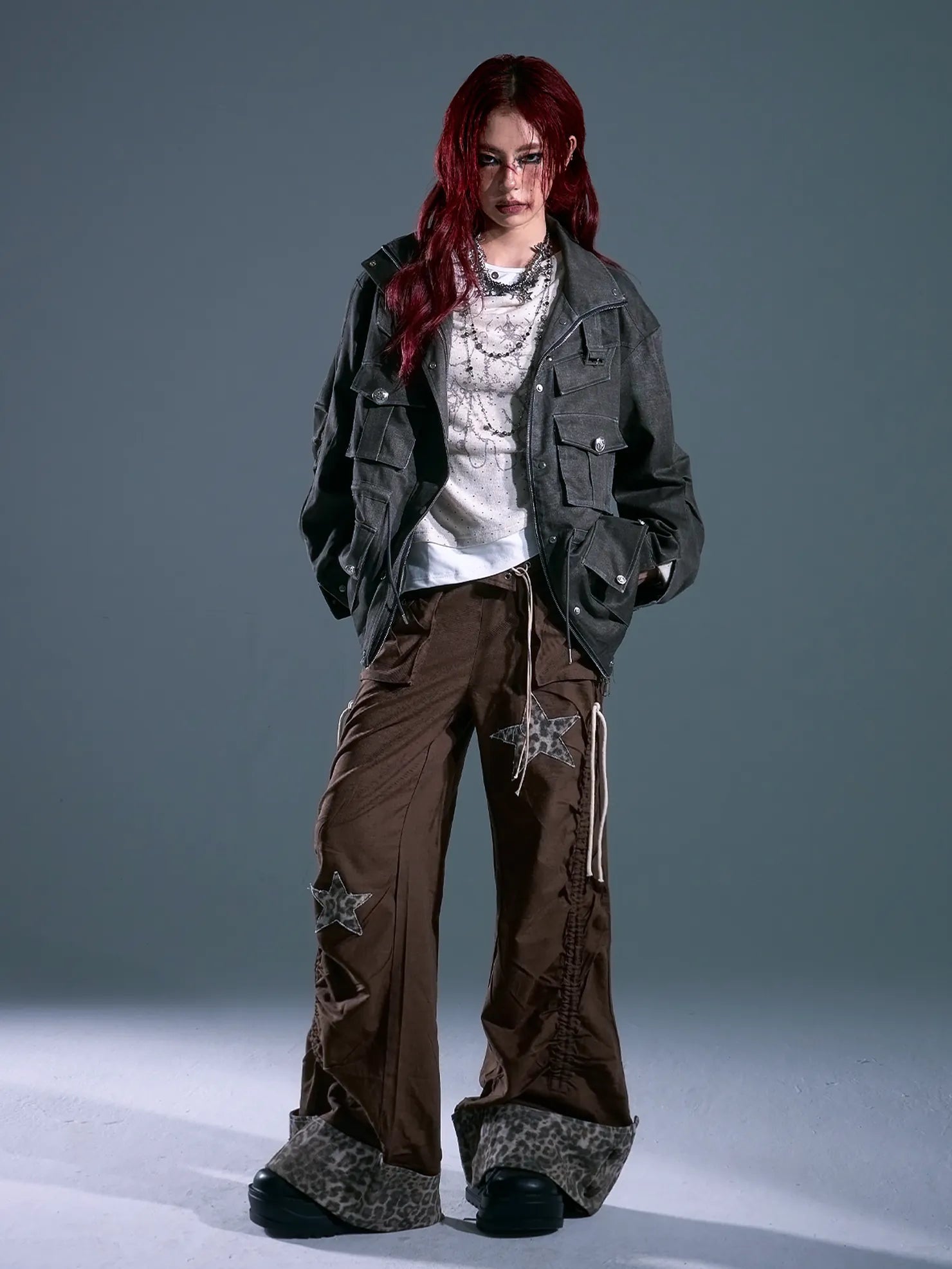 Frustration Garden Rust Colored Retro Work Jacket
V-neck
Long Sleeve
T-shirt
Ribbed Hem And Cuffs
Button Up Front
Chest Pocket
Relaxed Fit