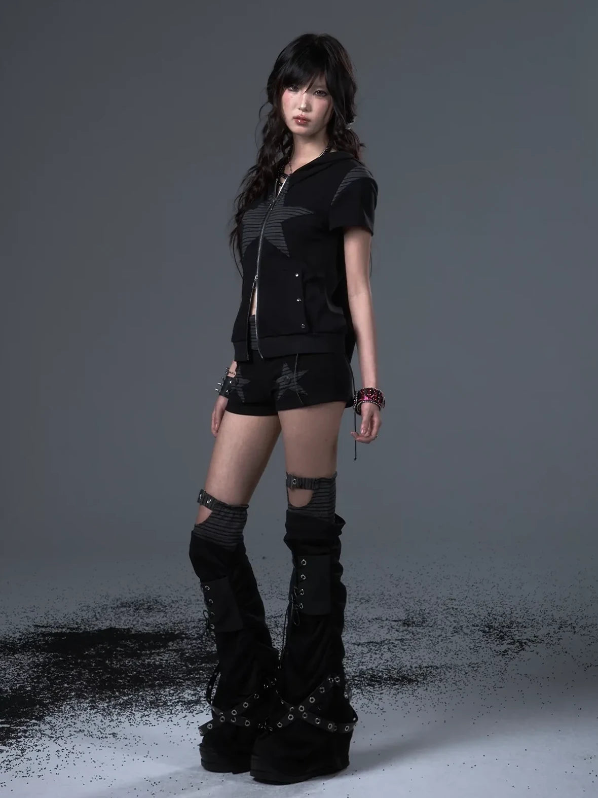 Frustration Garden Vintage Stripe Star Bunny Hooded Short Sleeve Top