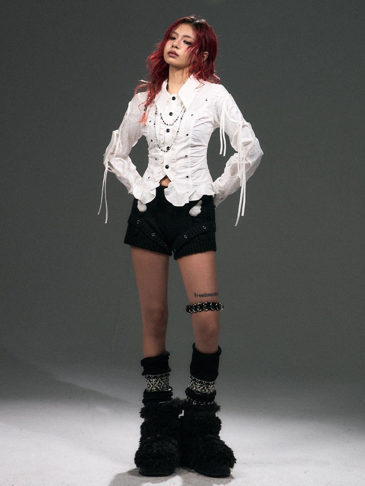 Frustration Garden Warm Mid Rise Slim Fit 3D Embellished Women Daily Polyester Knit Black Shorts