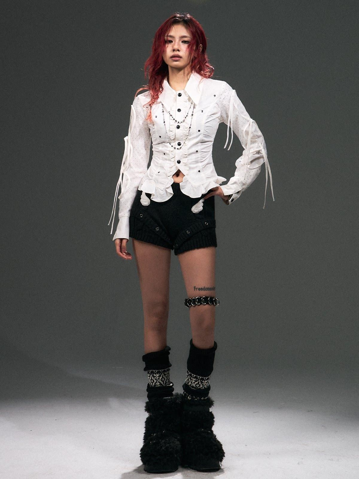 Frustration Garden Warm Mid Rise Slim Fit 3D Embellished Women Daily Polyester Knit Black Shorts