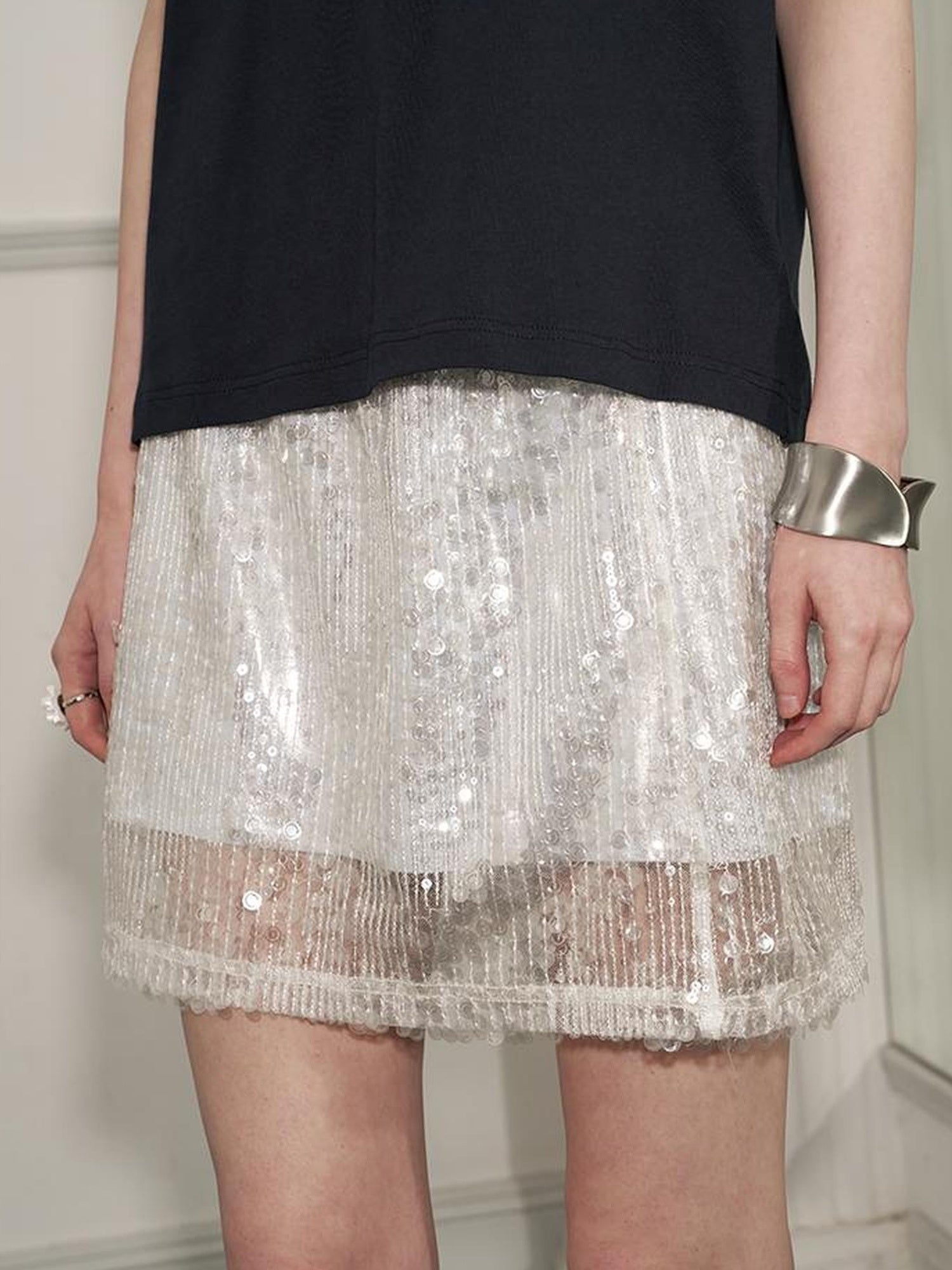 DIDDI MODA Glittering Silver Straight Skirt With Elastic Waist