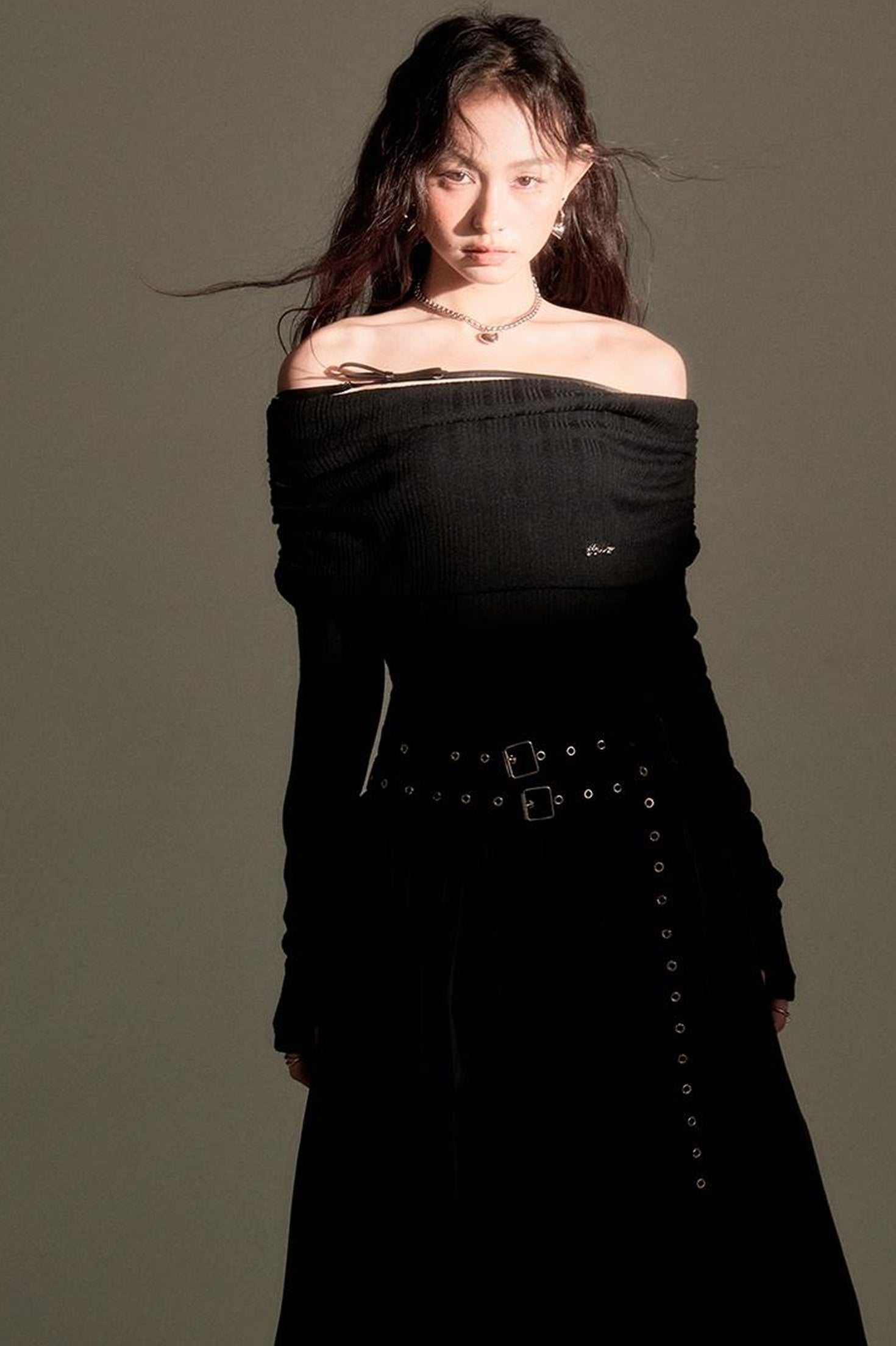 DIDDI MODA Glowing Shoulder Knitted Maxi Dress