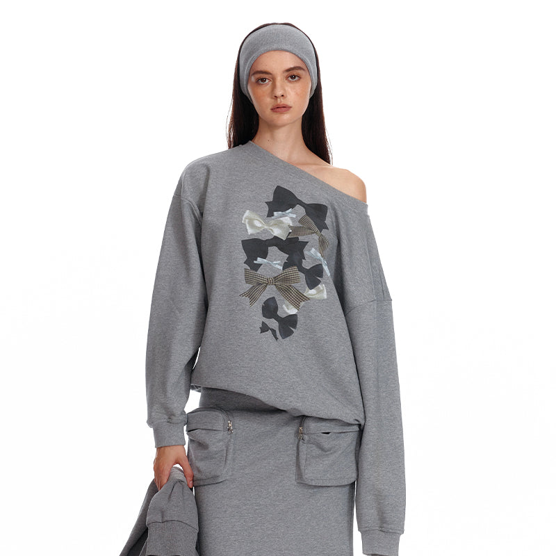 ALINNV STUDIO Off Shoulder Bow Print Slouchy Sweatshirt