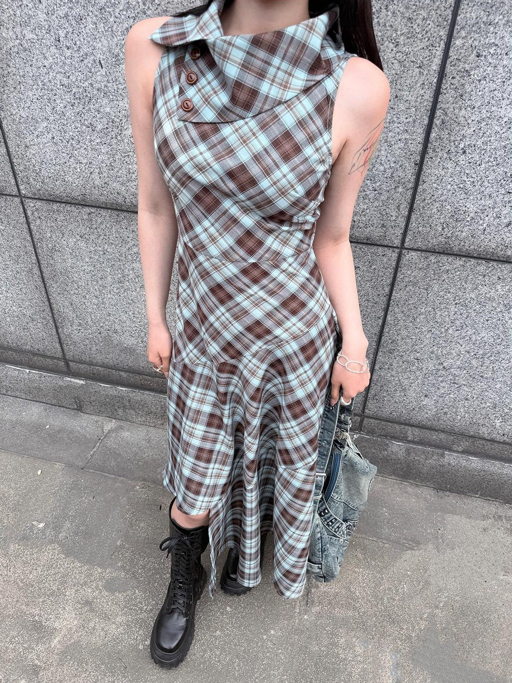 HEMOGLOBIN Blue Brown Plaid Asymmetric Hem Sleeveless High Neck Women&