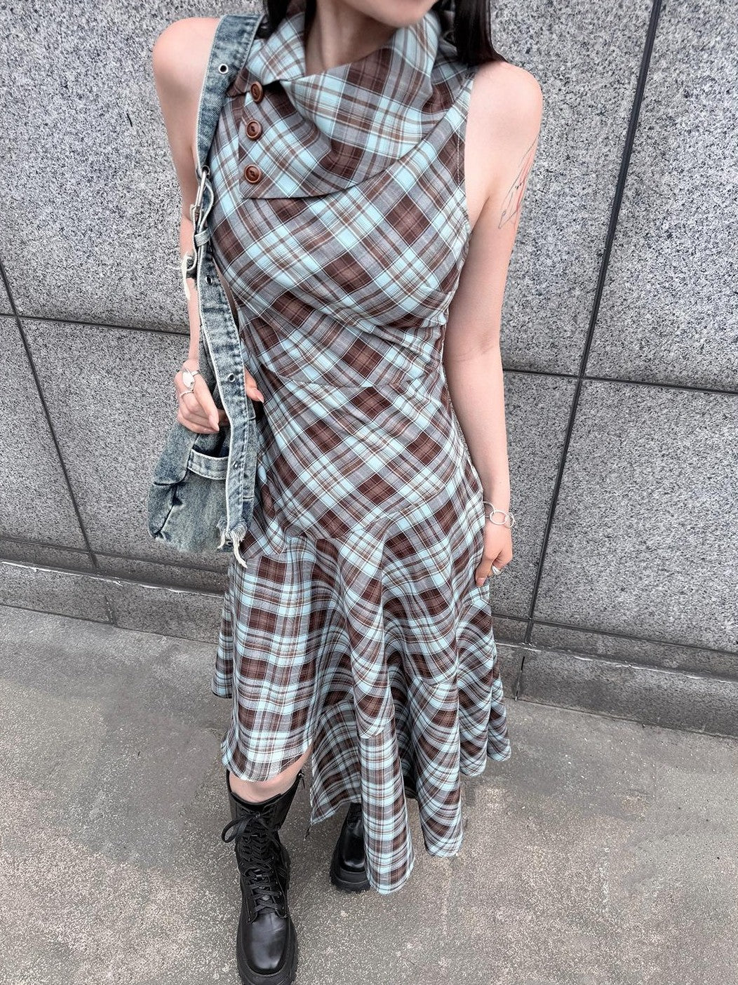 HEMOGLOBIN Blue Brown Plaid Asymmetric Hem Sleeveless High Neck Women&