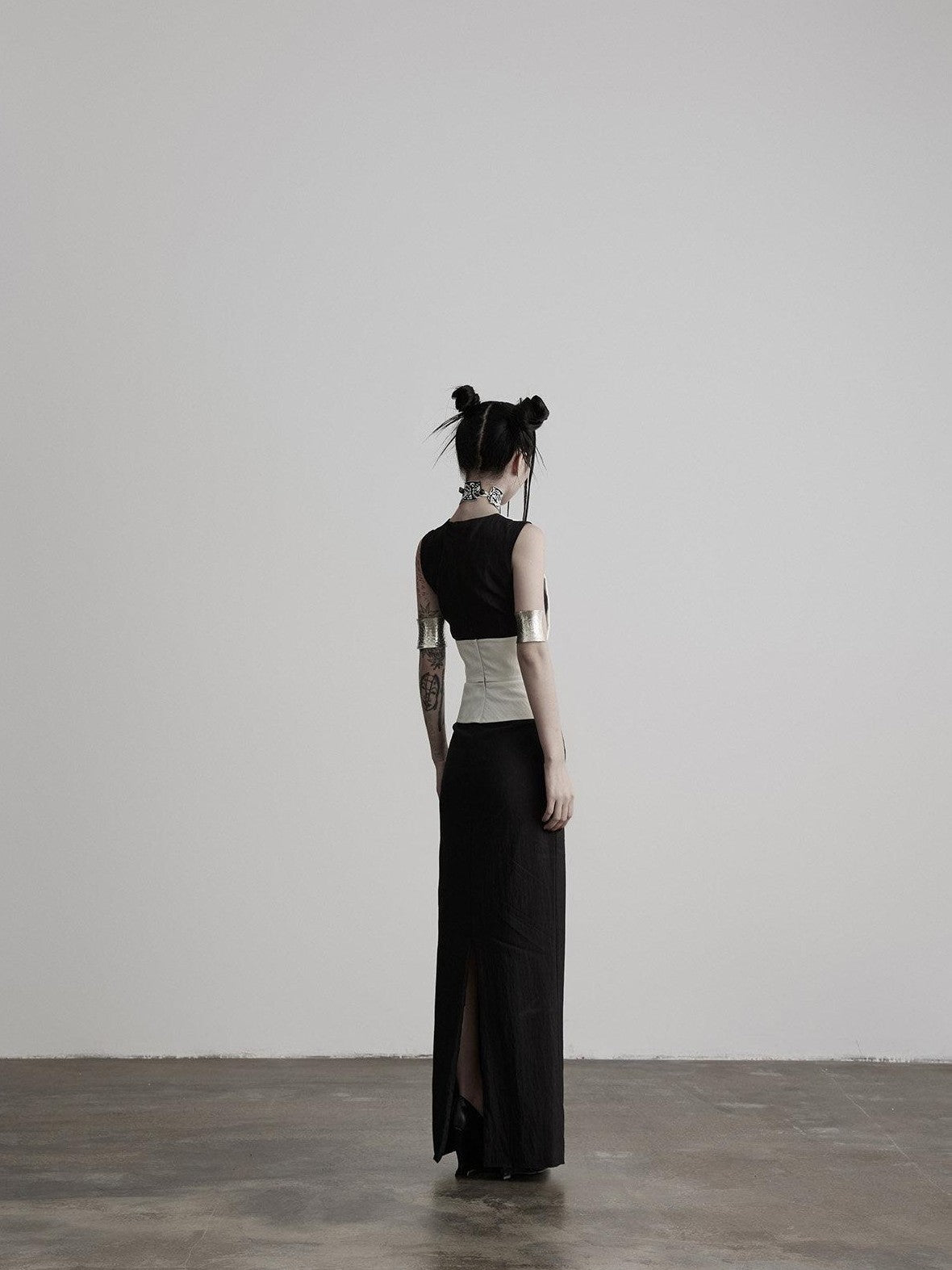 INDULGE Black Embroidered Waist Cinched Structured Women&
