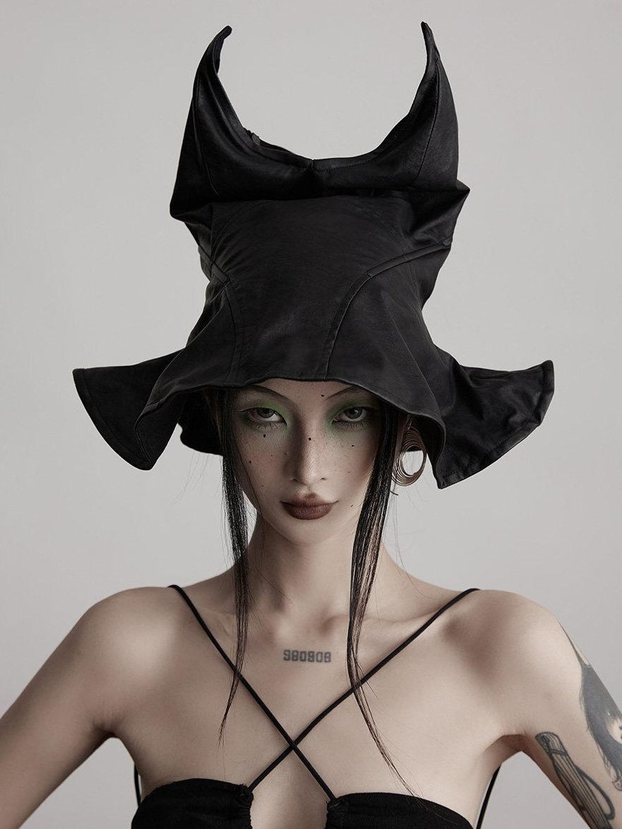INDULGE Black Slim Fit Original Design Strapless Seamless Solid Tube Tops / Bandeaus