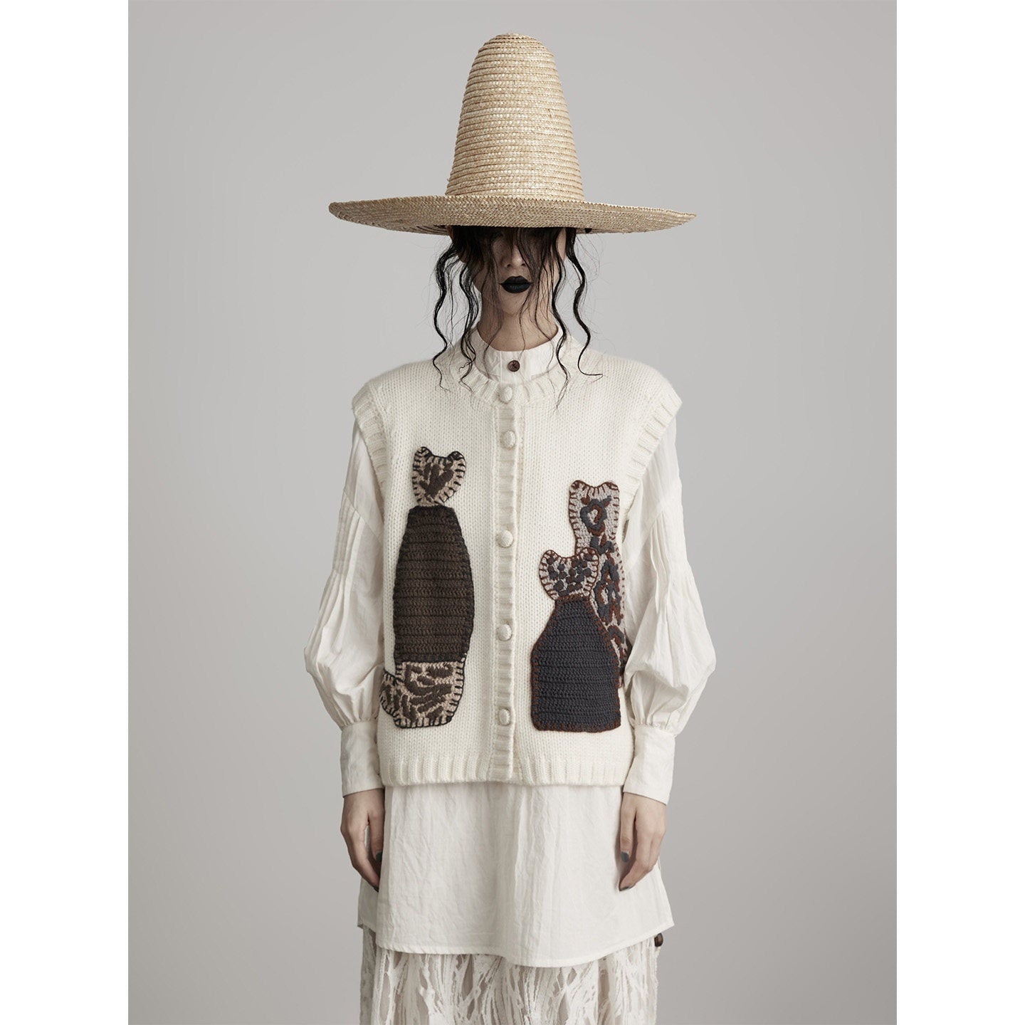 INDULGE_Cute_Animal_Sleeveless_Loose_Knit_Commuter_Crew_Neck_White_Cardigans_MISSTT