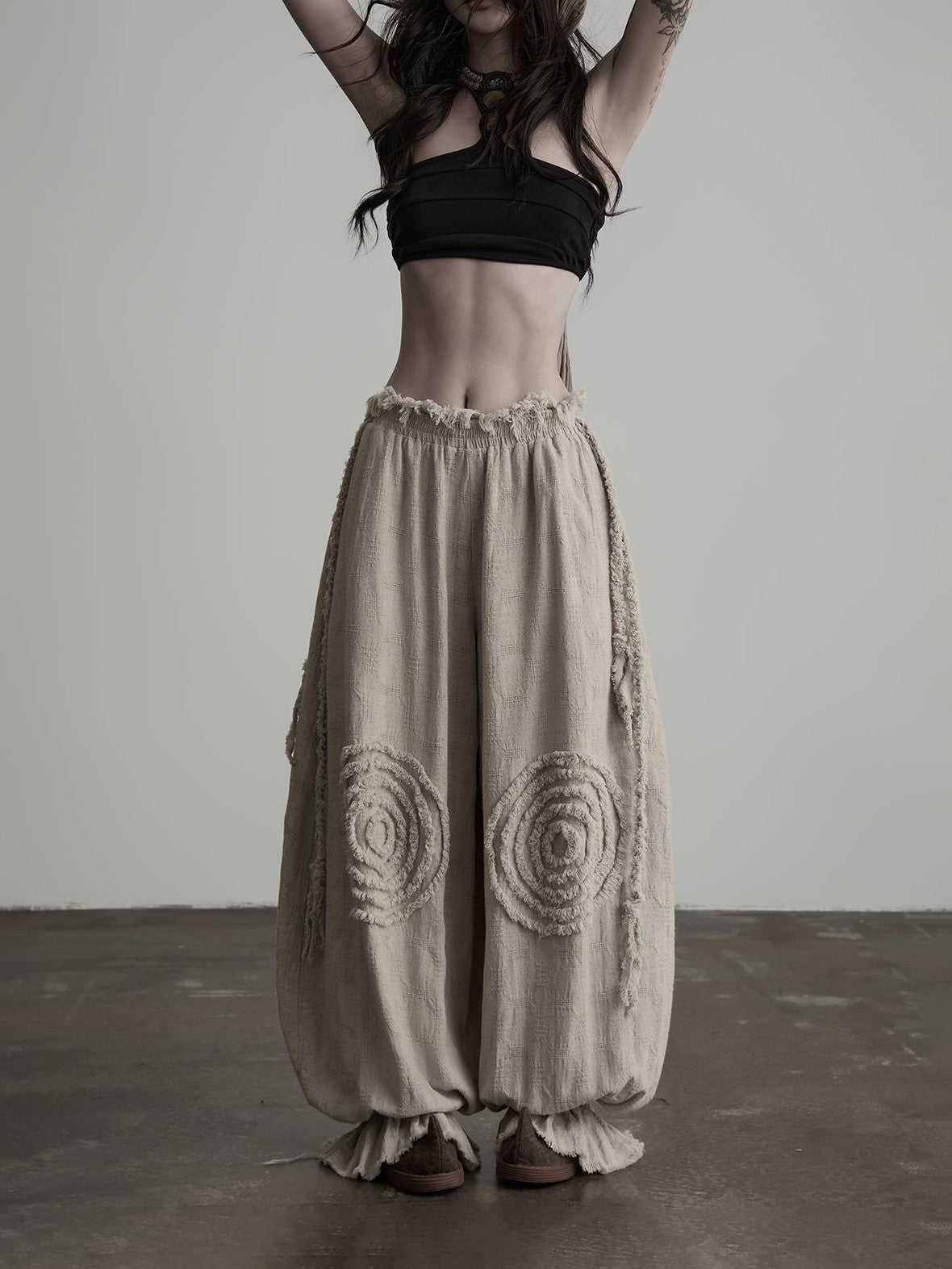 INDULGE Geometric 3d Cut Spiral Trim Drawstring Women&