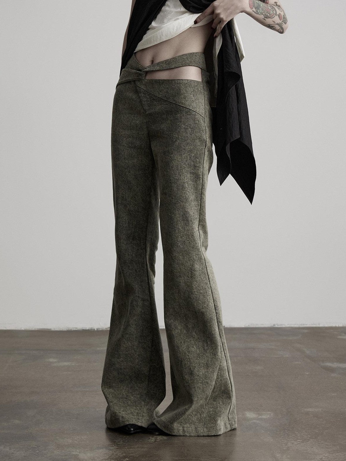 INDULGE Gray Deconstructed Crossover Patchwork Women&