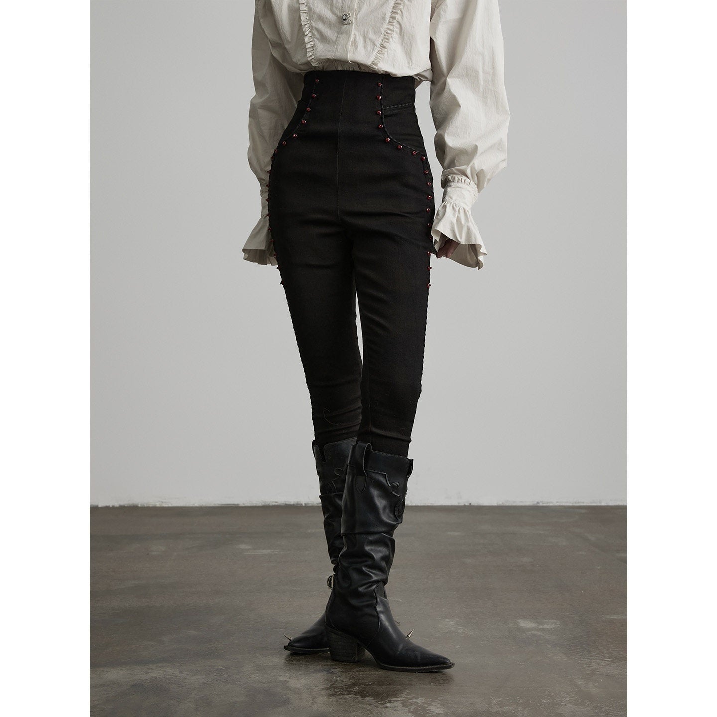 INDULGE High Stretch Non Iron Gothic Studded Skinny Natural Waist Women Black Slim Jeans