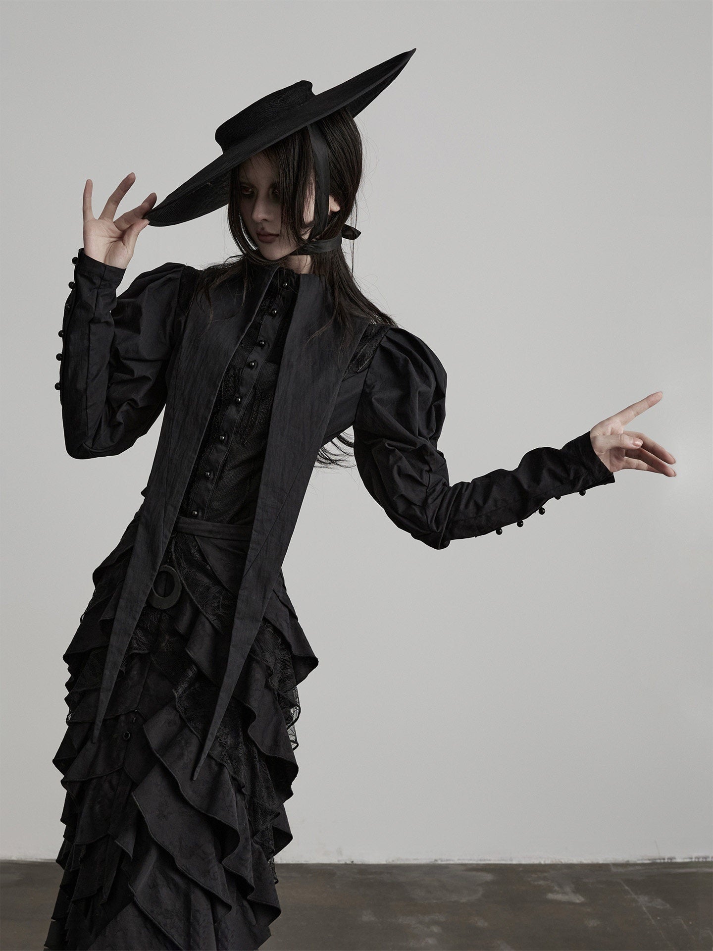 INDULGE_Shape_Retaining_Fitted_Waist_Ruching_Gothic_Leg_Of_Mutton_Sleeves_Black_Blouses_MISSTT