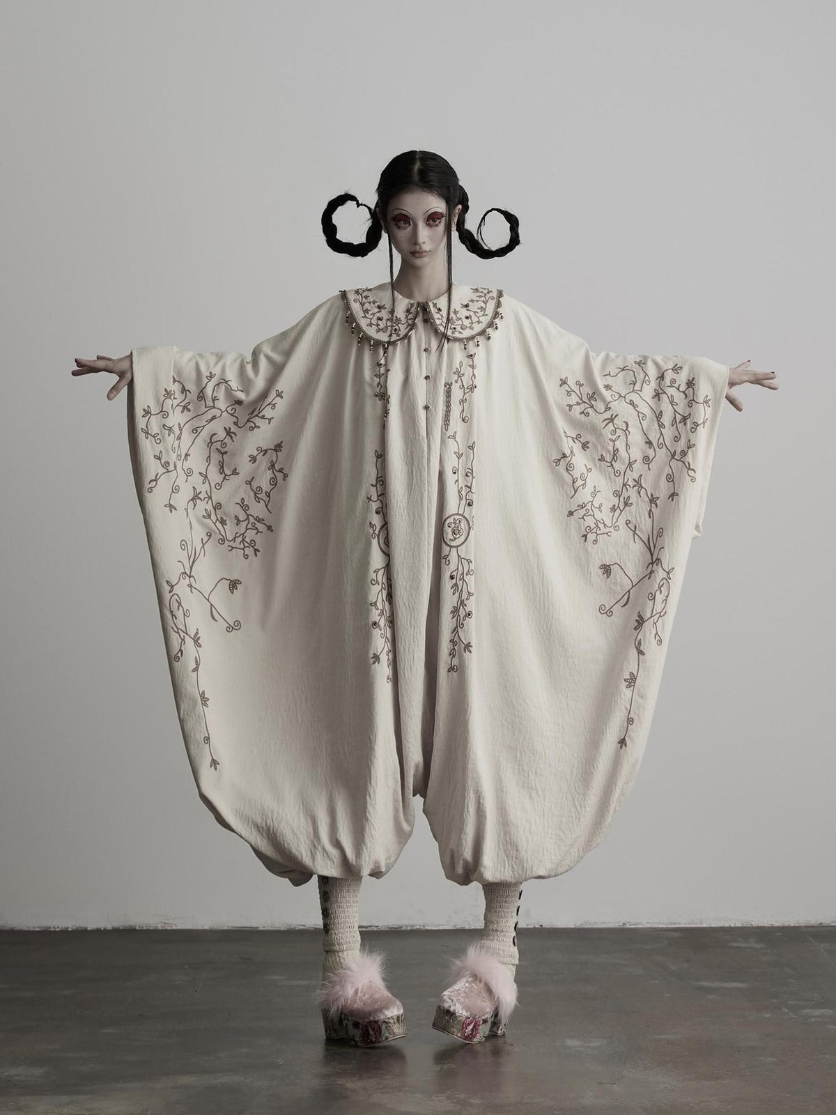 INDULGE Vintage Embroidered Beaded Batwing Sleeve Women&