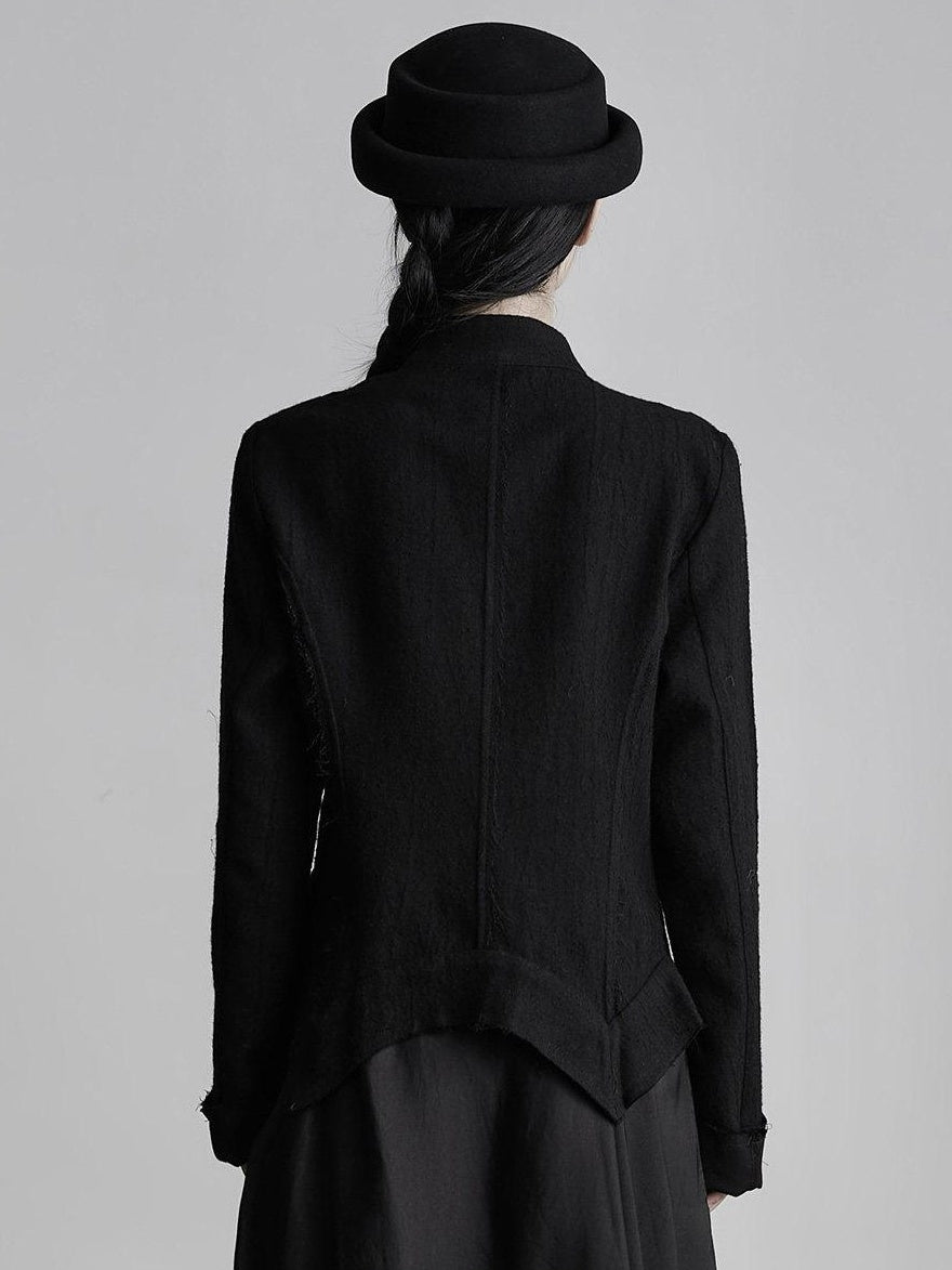 INDULGE Vestes courtes asymétriques en laine brossée chaude pour femmes, noires, à col montant.