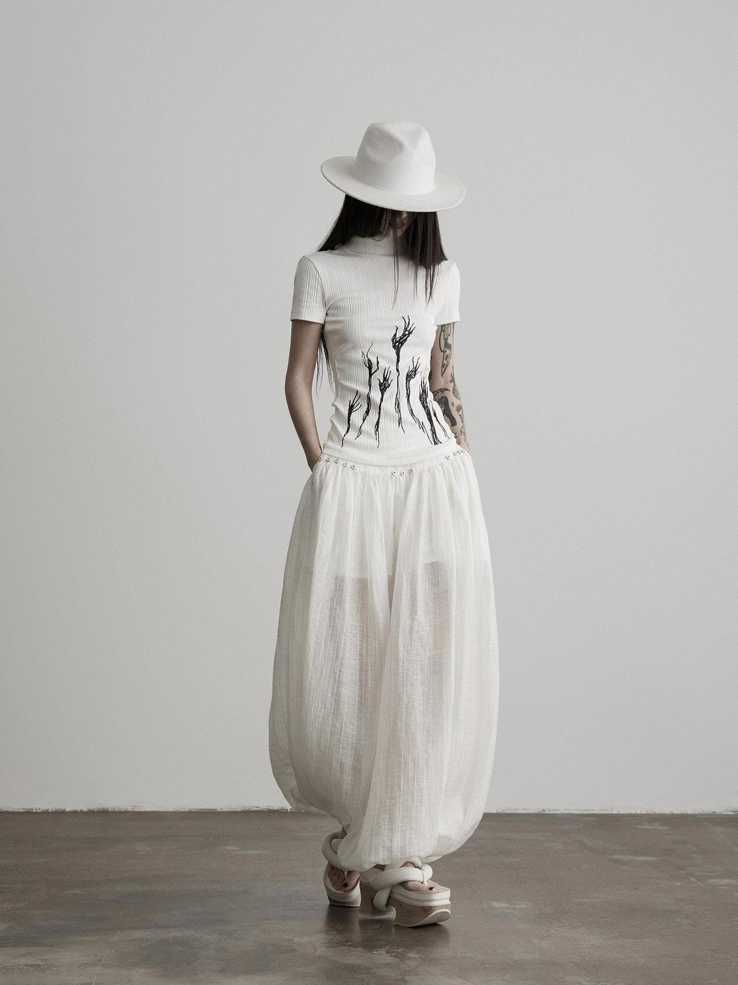 INDULGE White Gothic Embroidered Branch Women&