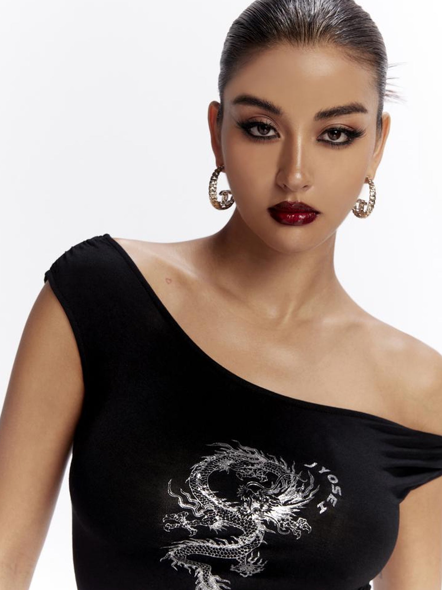 JYOSEI Dragon Print Asymmetrical Hem T Shirt