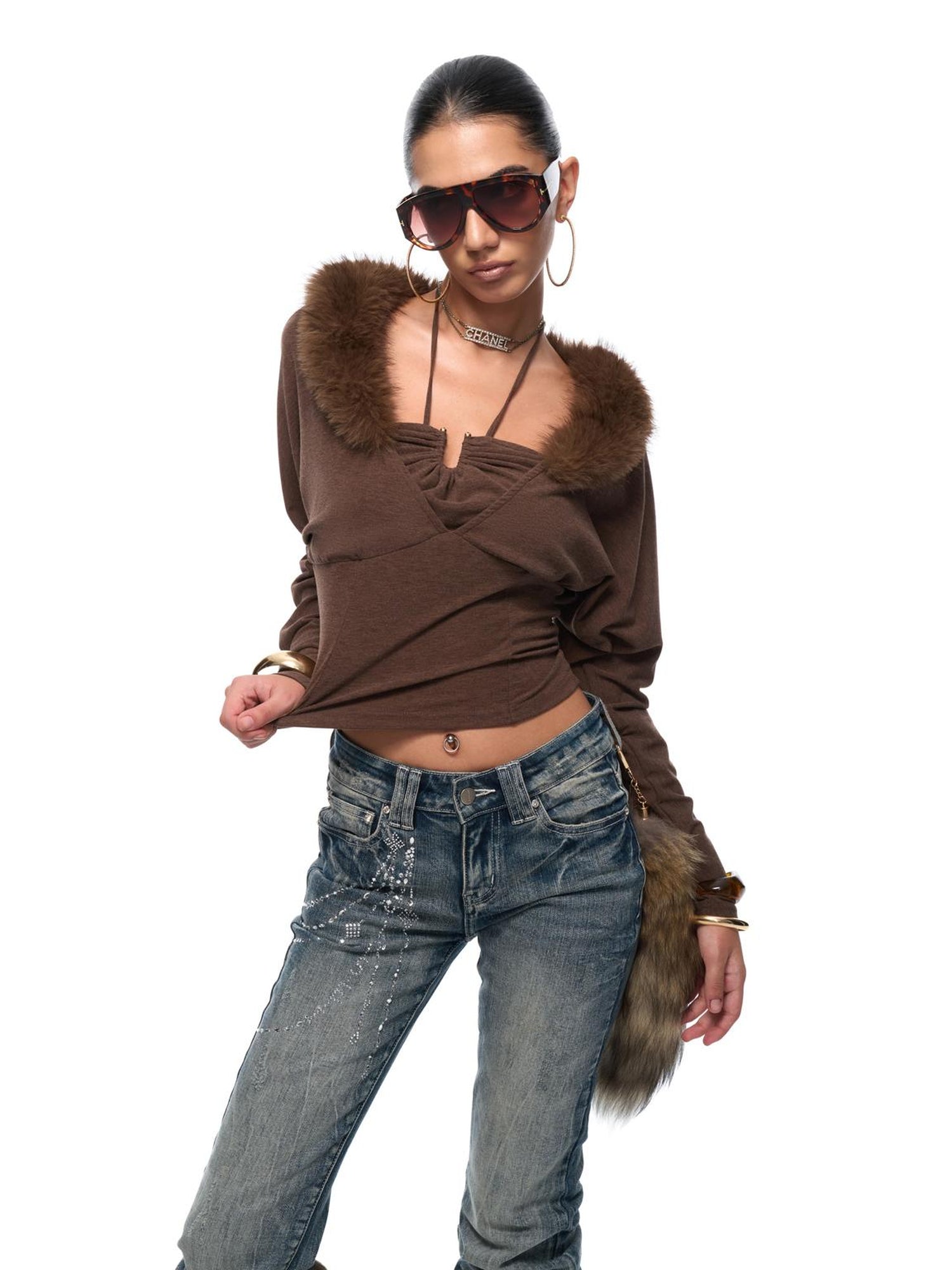 JYOSEI Fitted Knit Top With Detachable Fur Collar