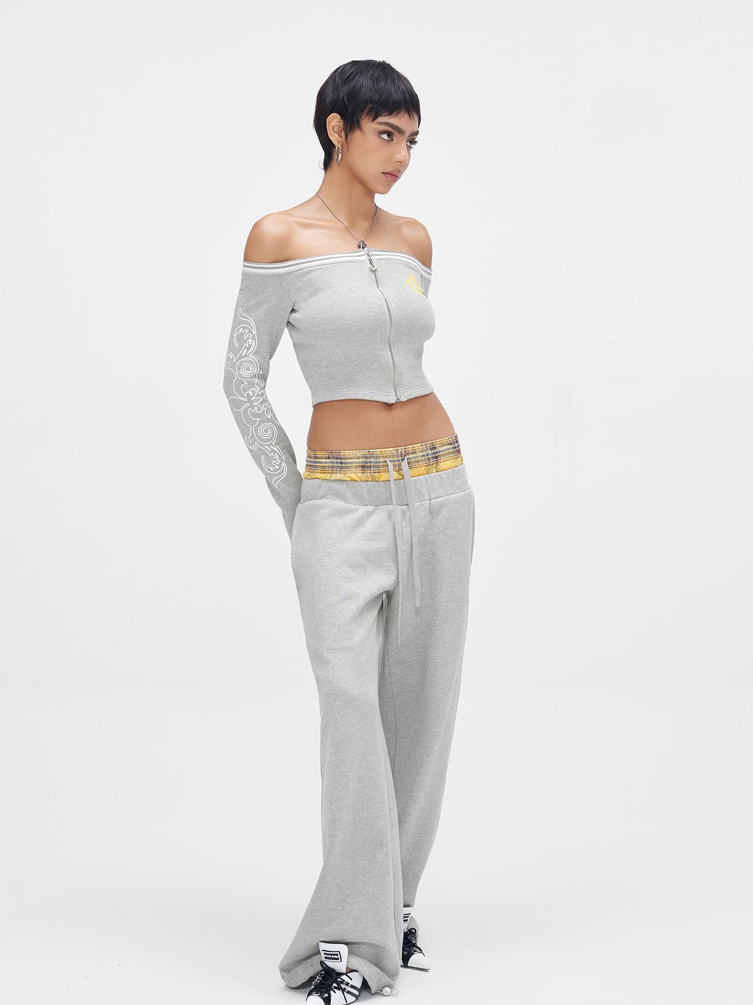 JYOSEI Gray Print Drop Shoulder Hoodie Sagging Jogger Set